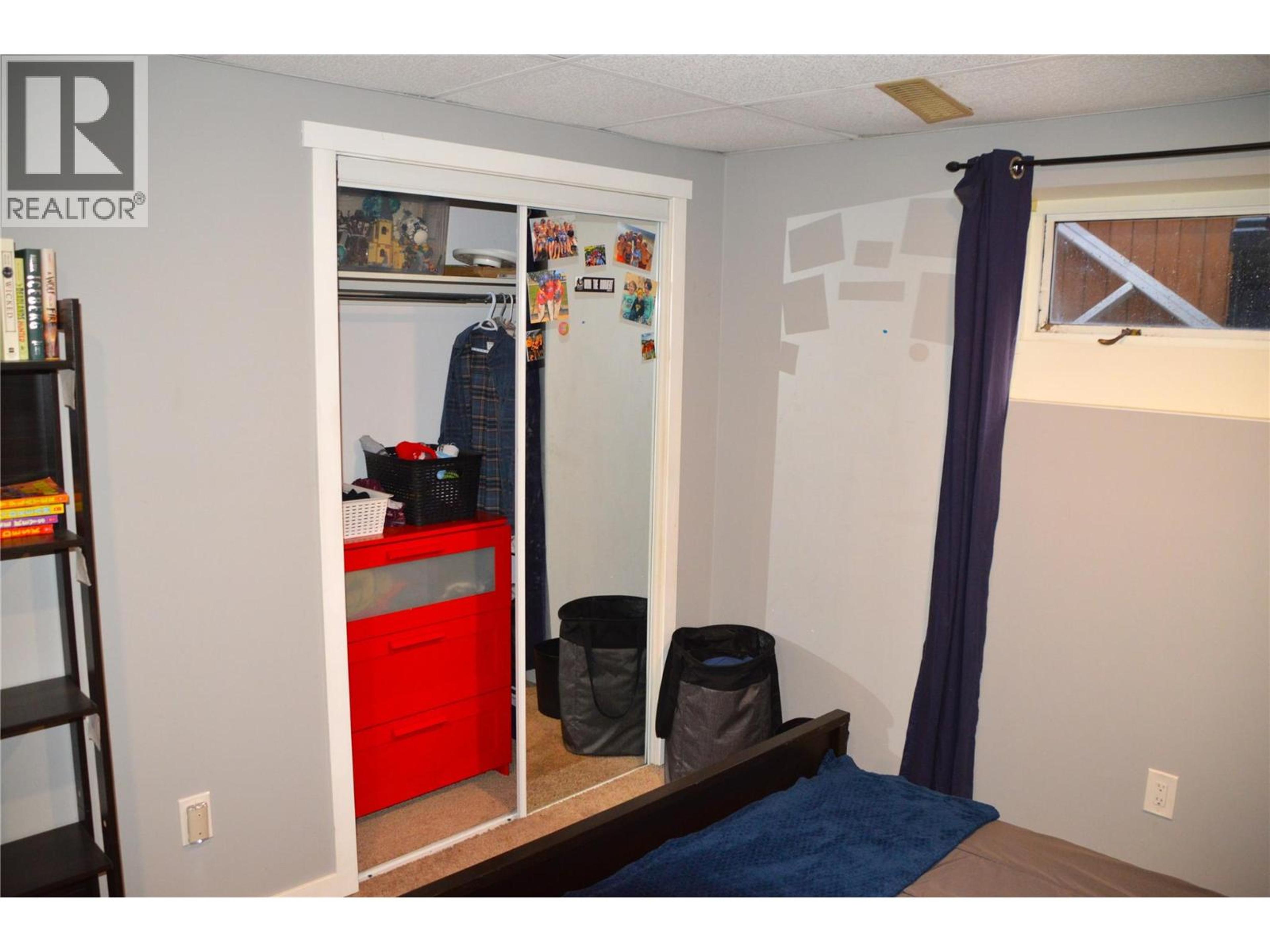 609 REGINA AVENUE - 38