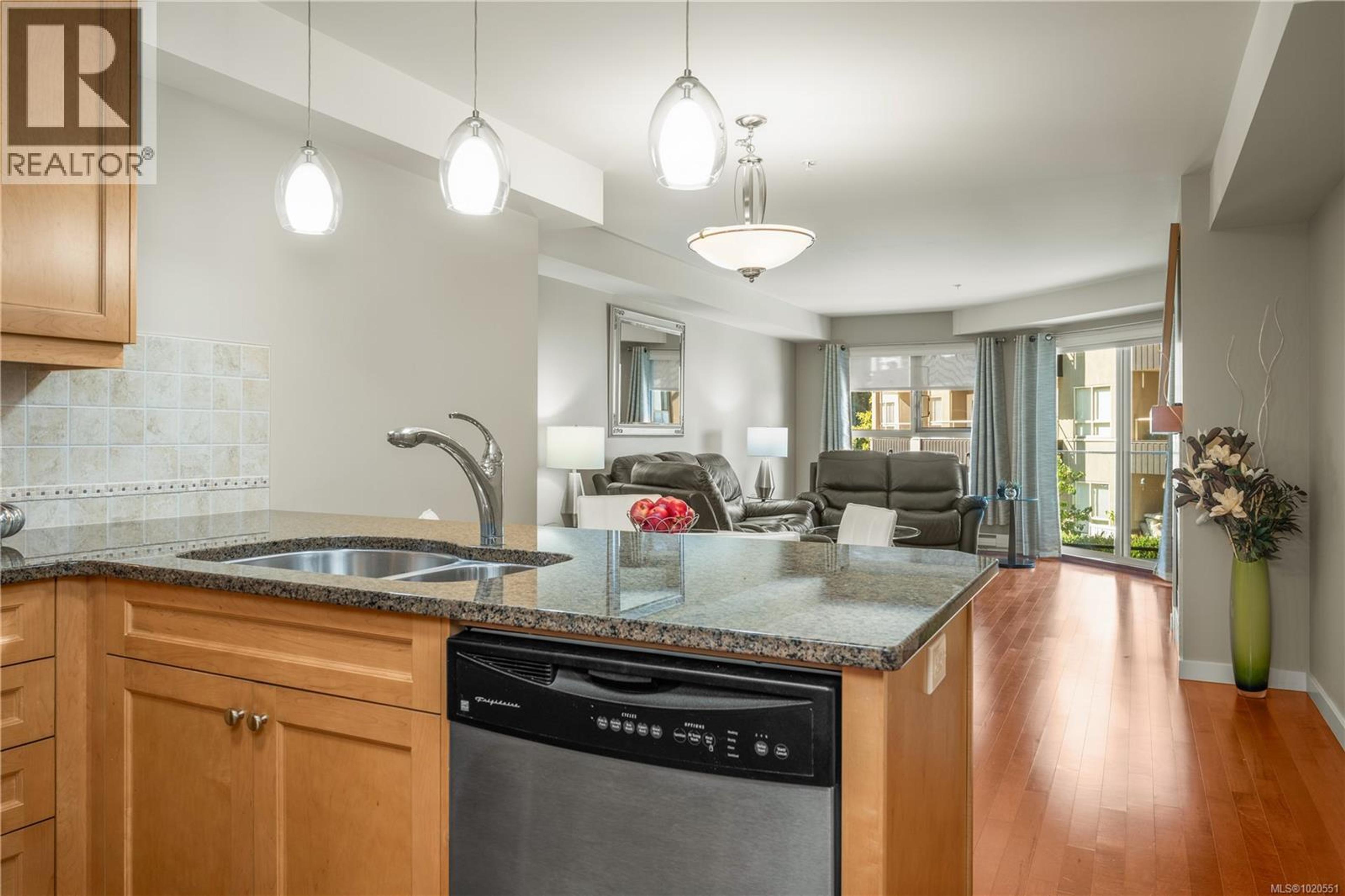 #212 6728 DICKINSON RD - 11