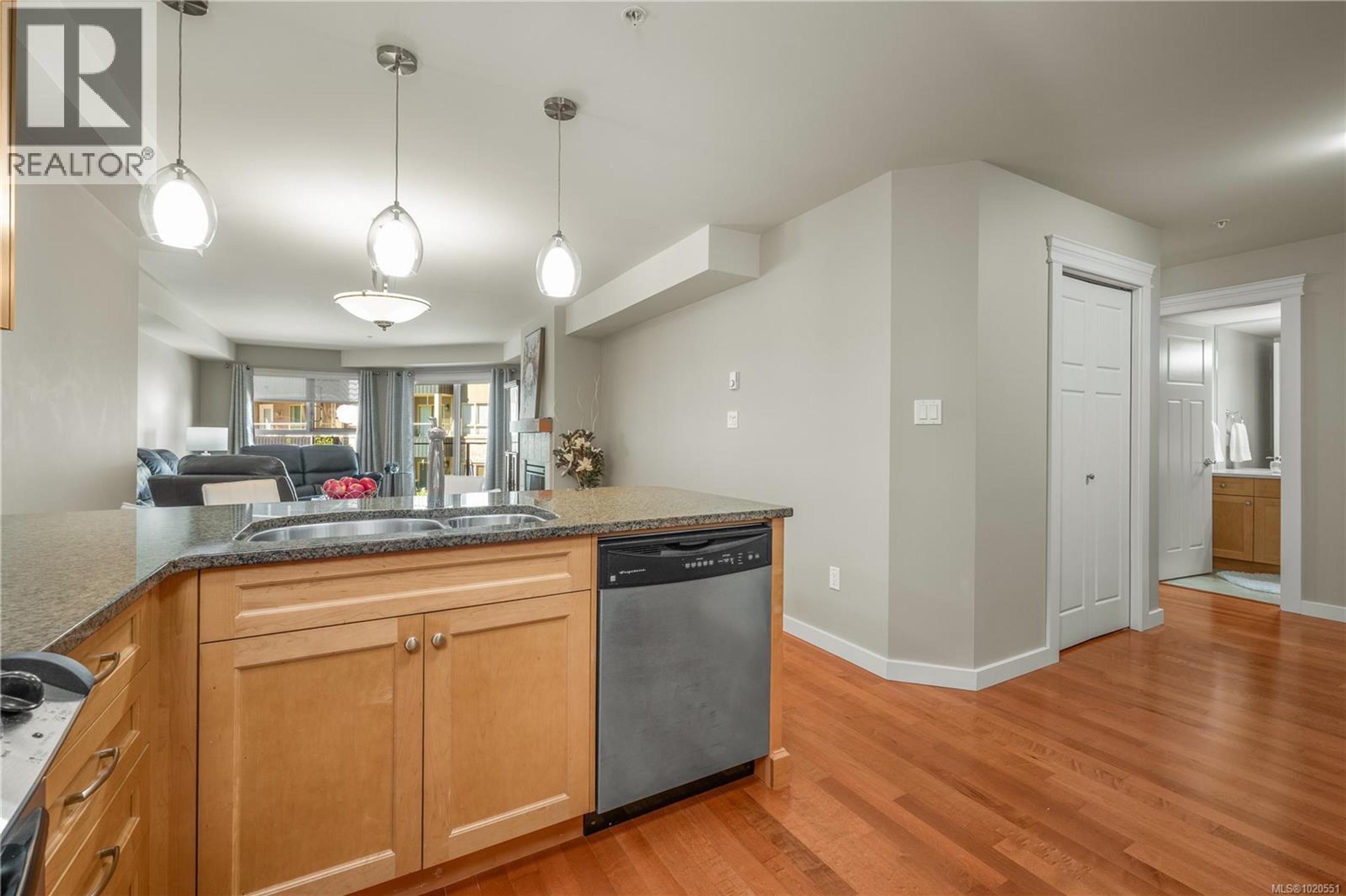 #212 6728 DICKINSON RD - 12