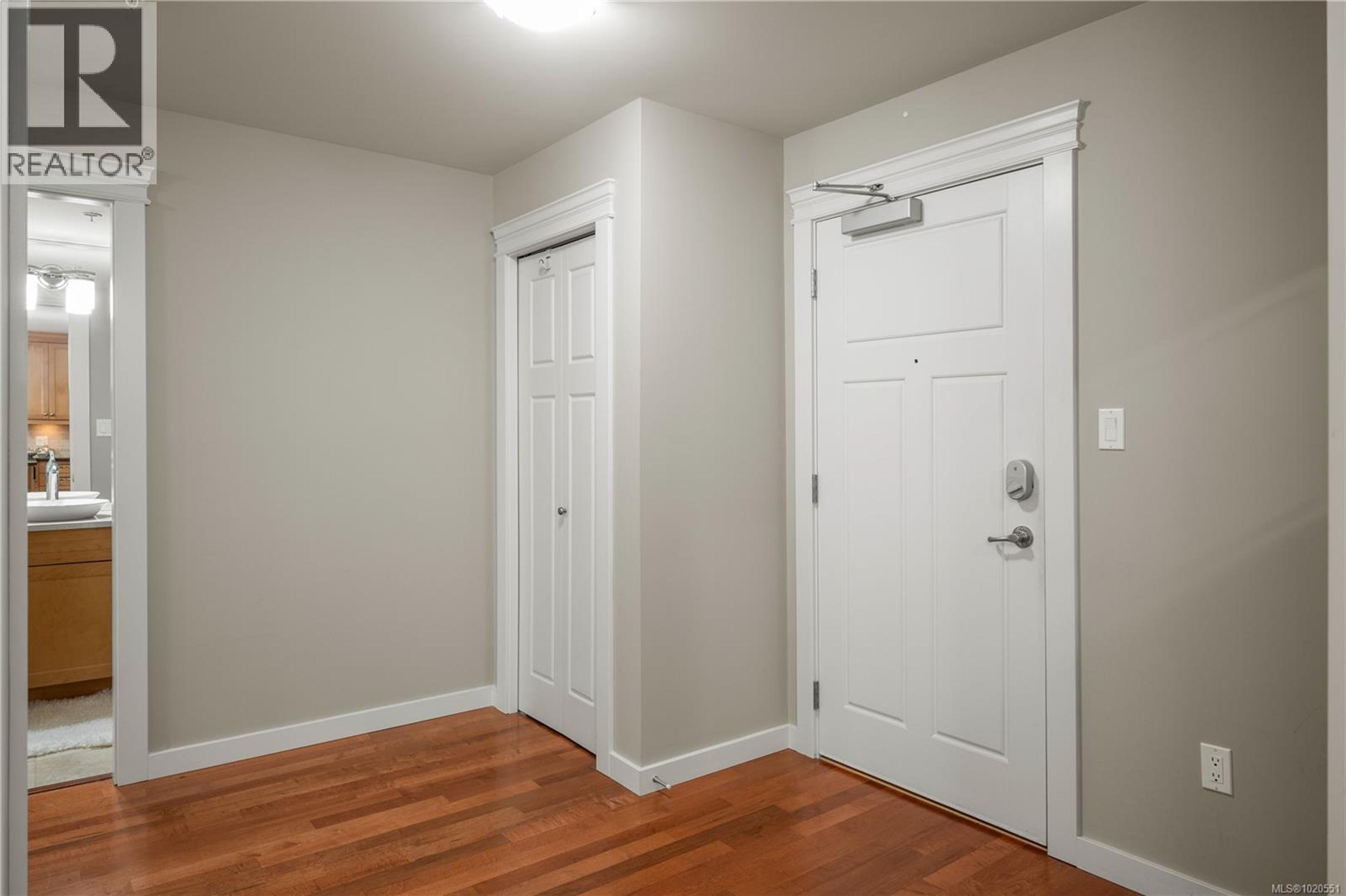 #212 6728 DICKINSON RD - 20