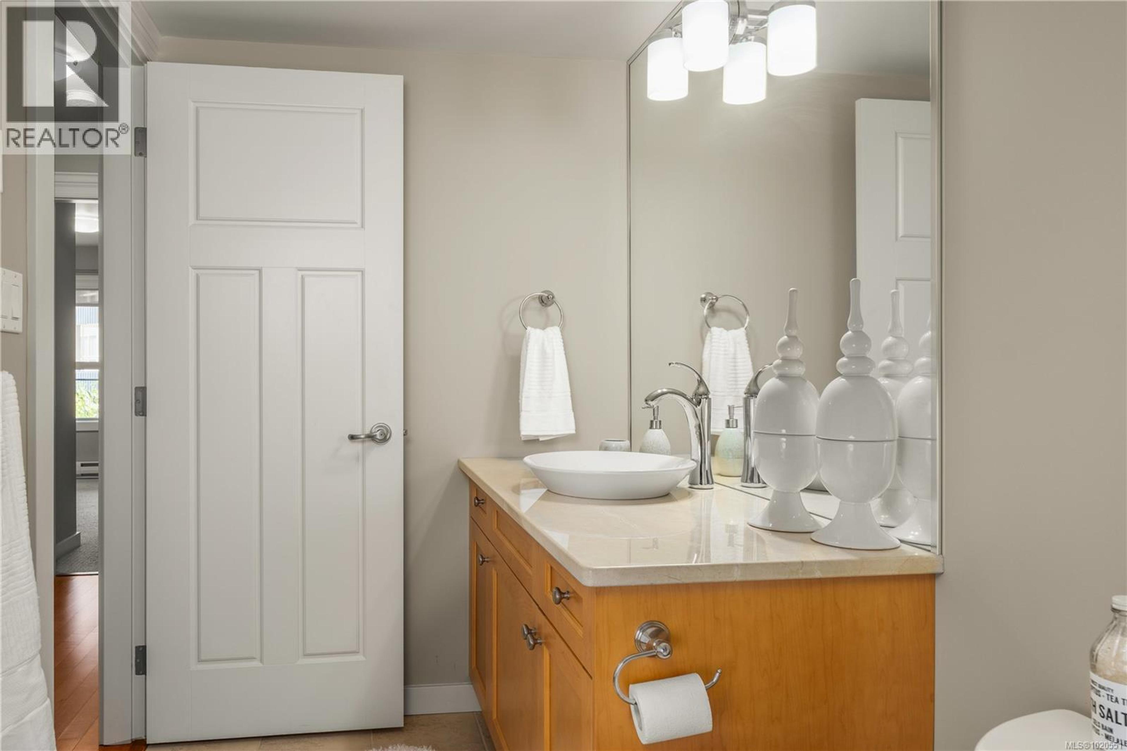 #212 6728 DICKINSON RD - 29