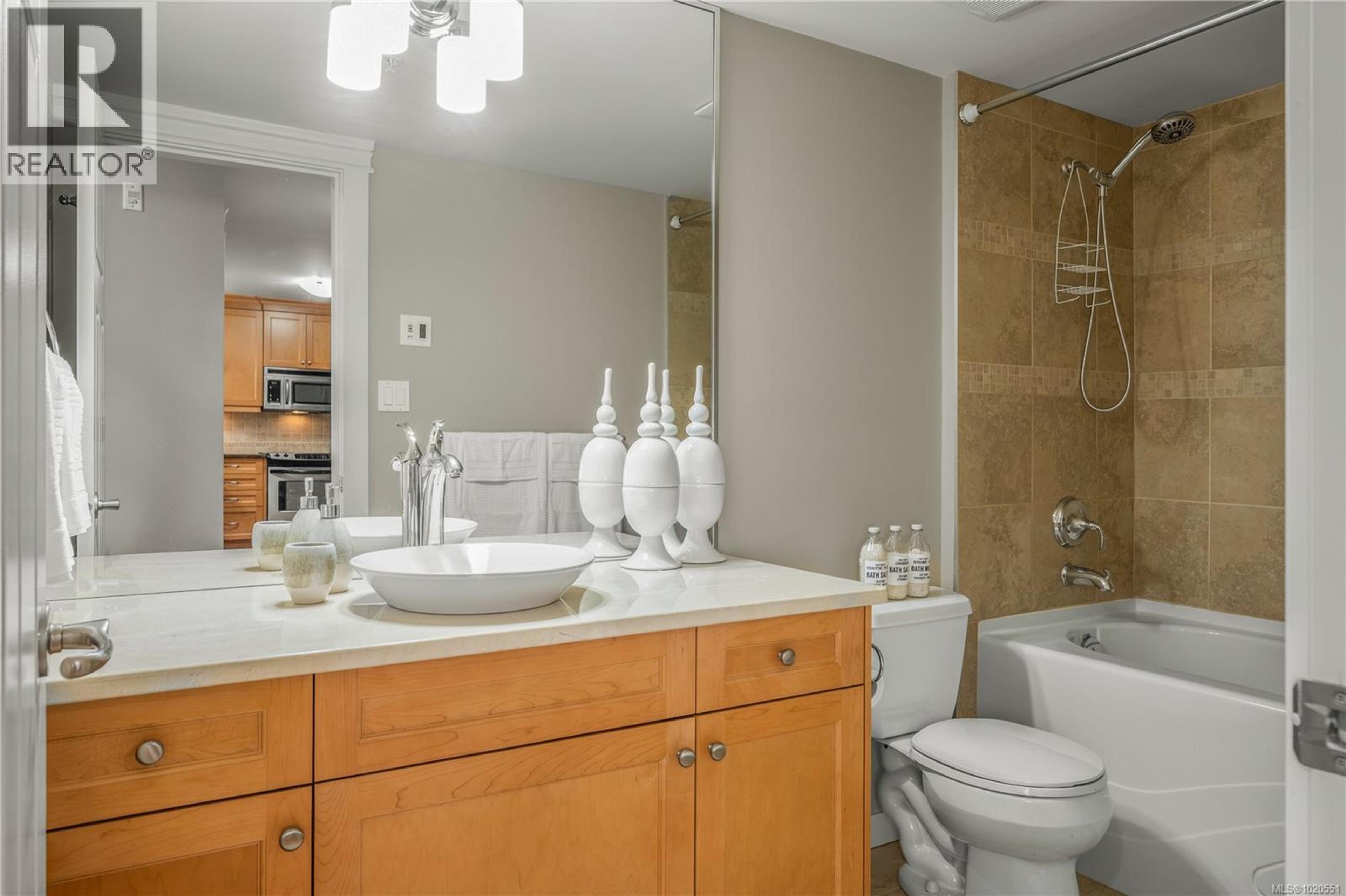 #212 6728 DICKINSON RD - 30