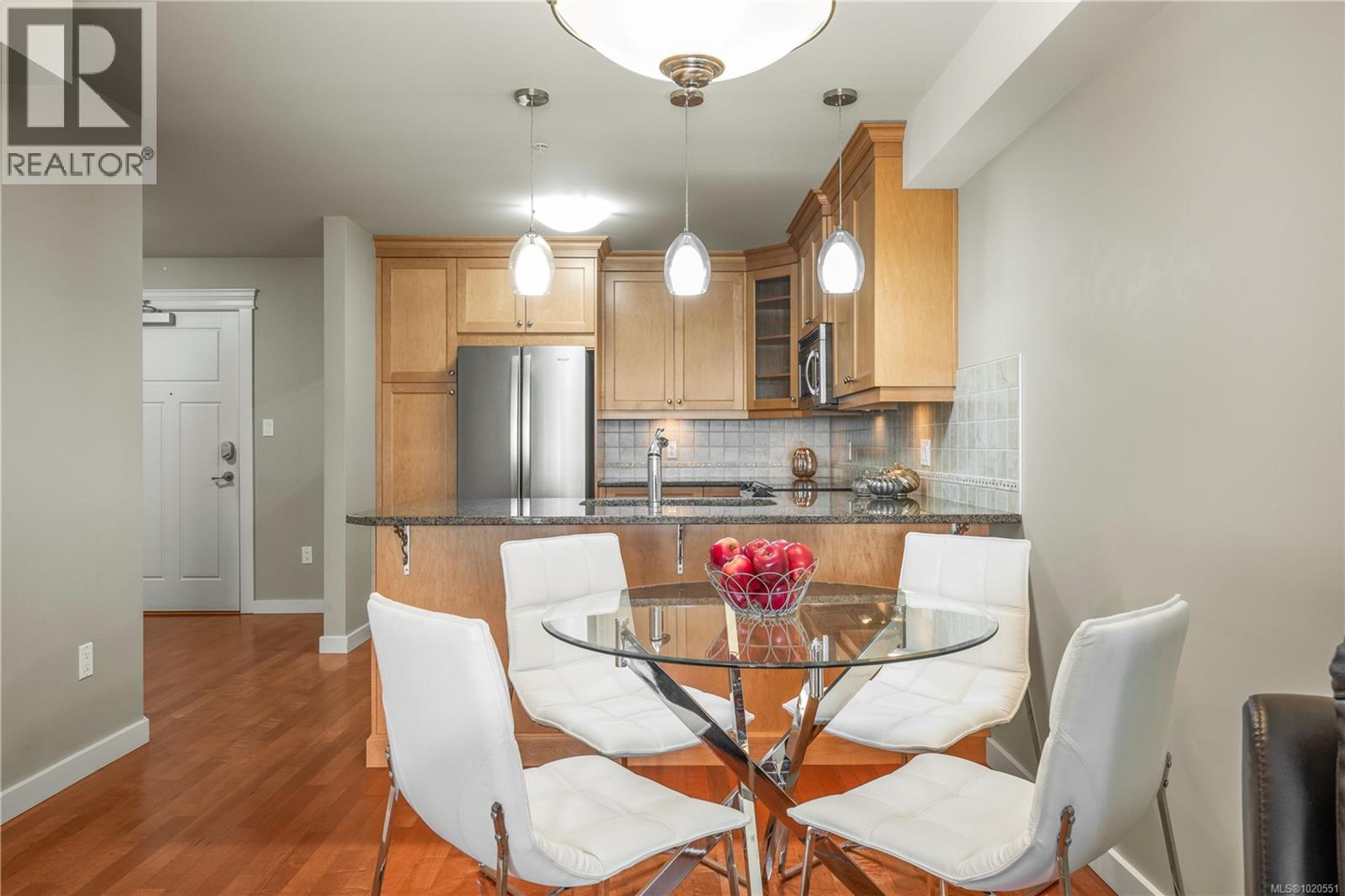 #212 6728 DICKINSON RD - 8