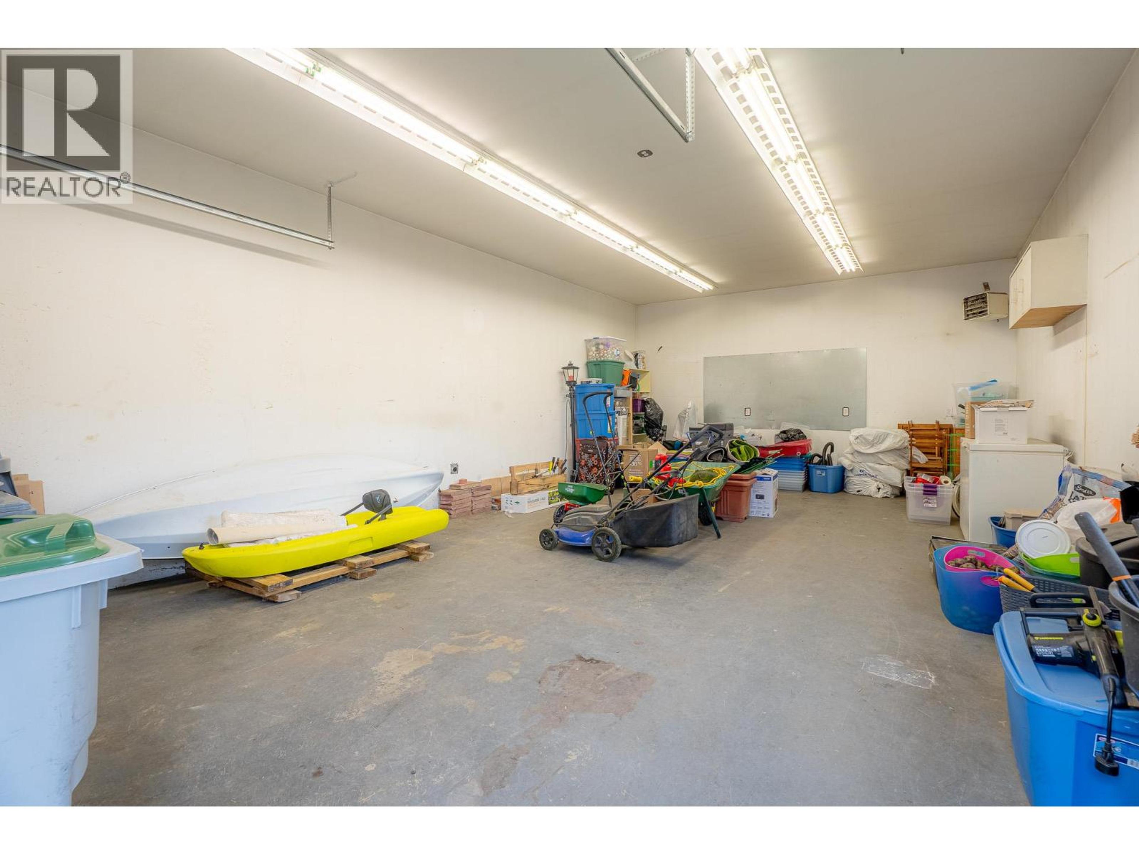 4915 CAMMARAY DRIVE - 32