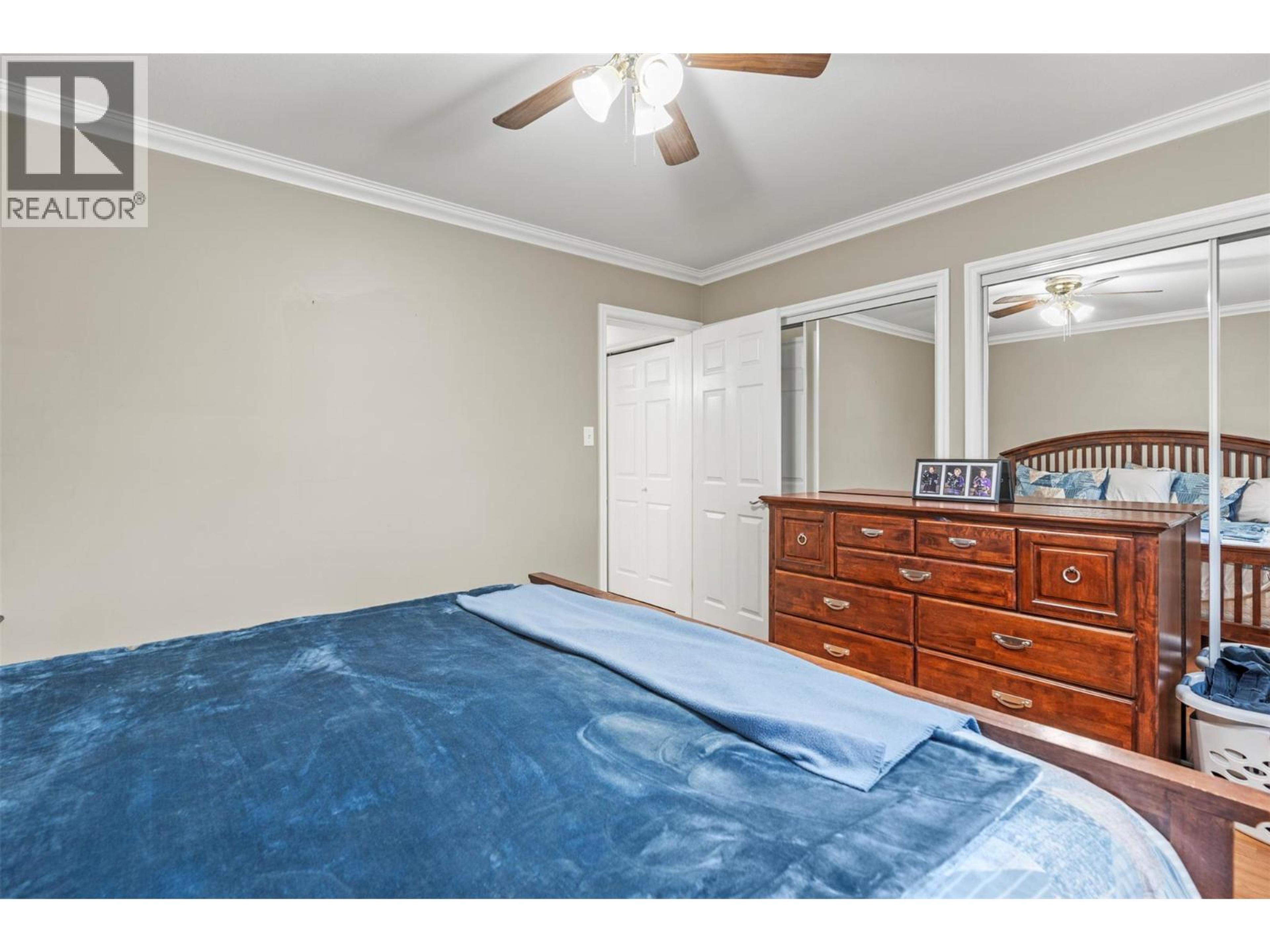 110 WEST ENDERBY ROAD - 25