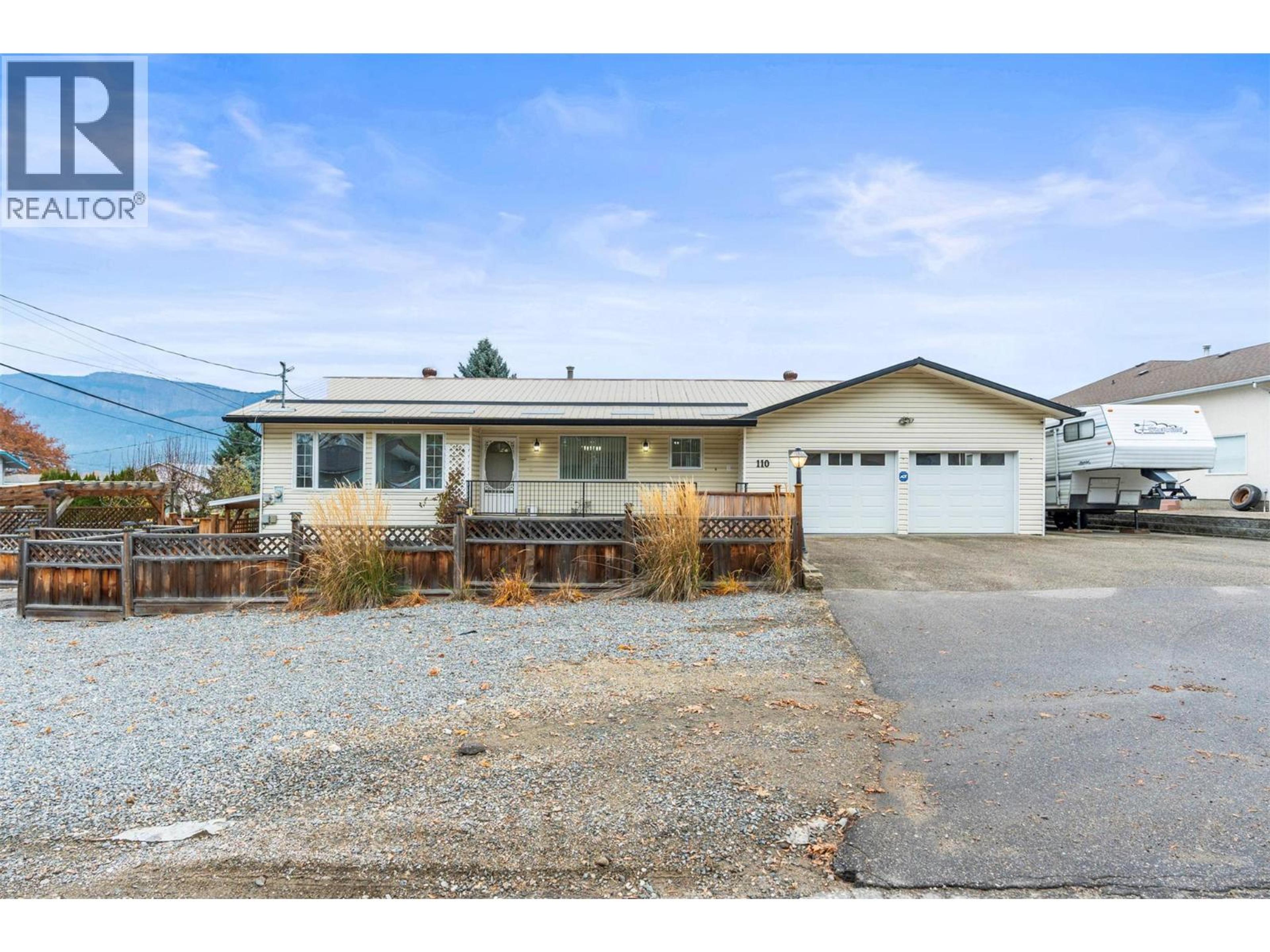 110 WEST ENDERBY ROAD - 52