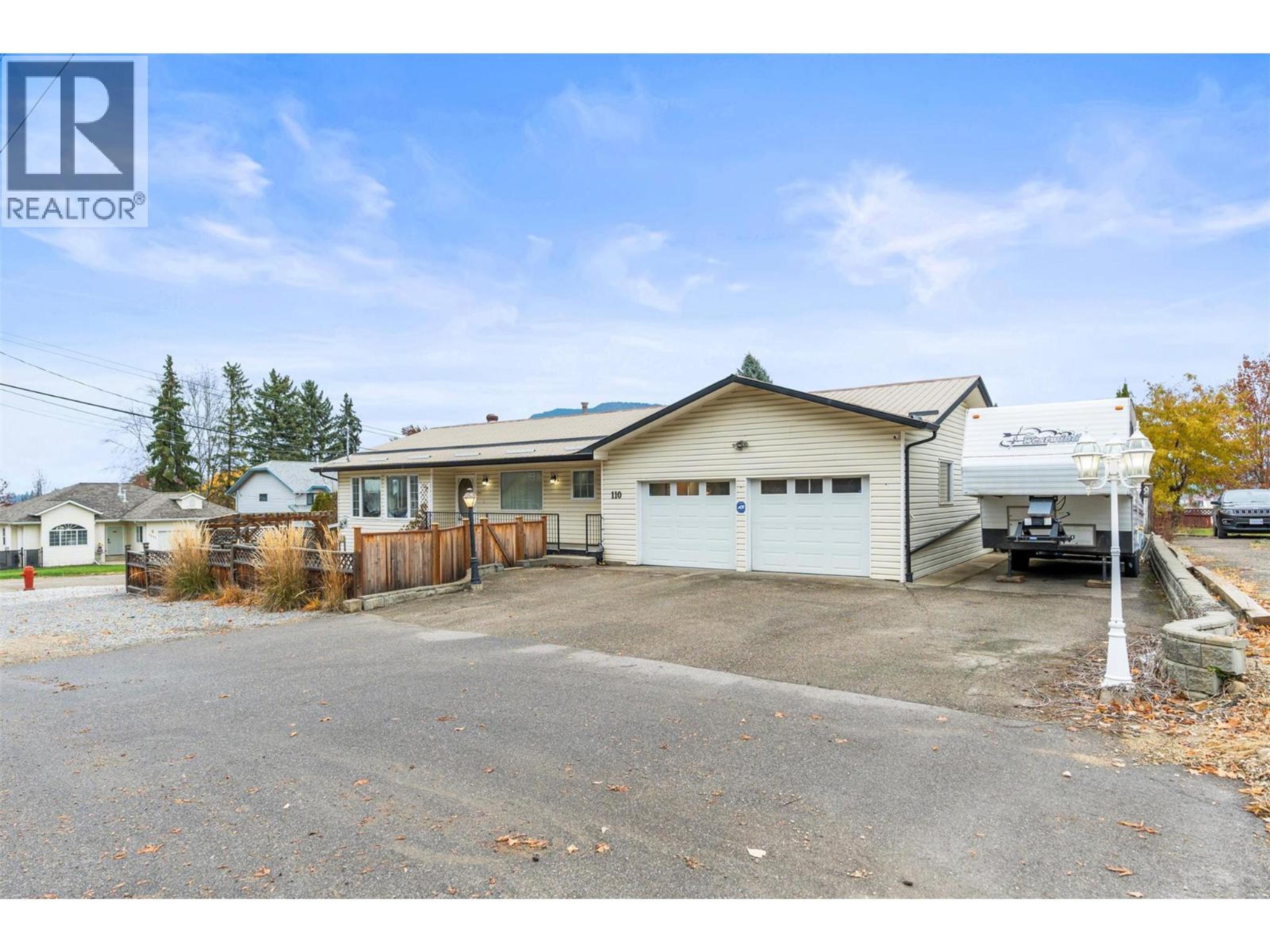 110 WEST ENDERBY ROAD - 53