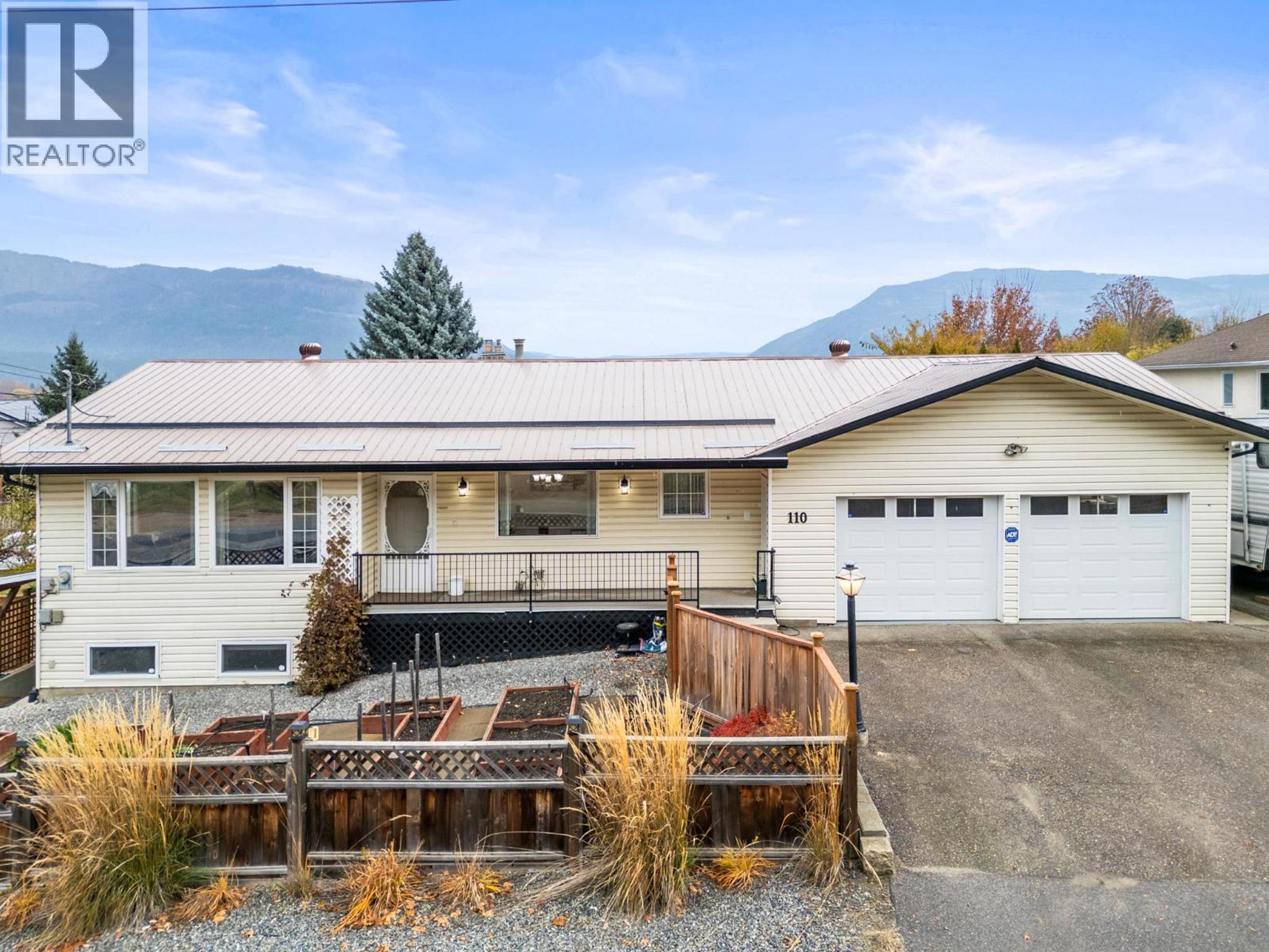 110 WEST ENDERBY ROAD - 54