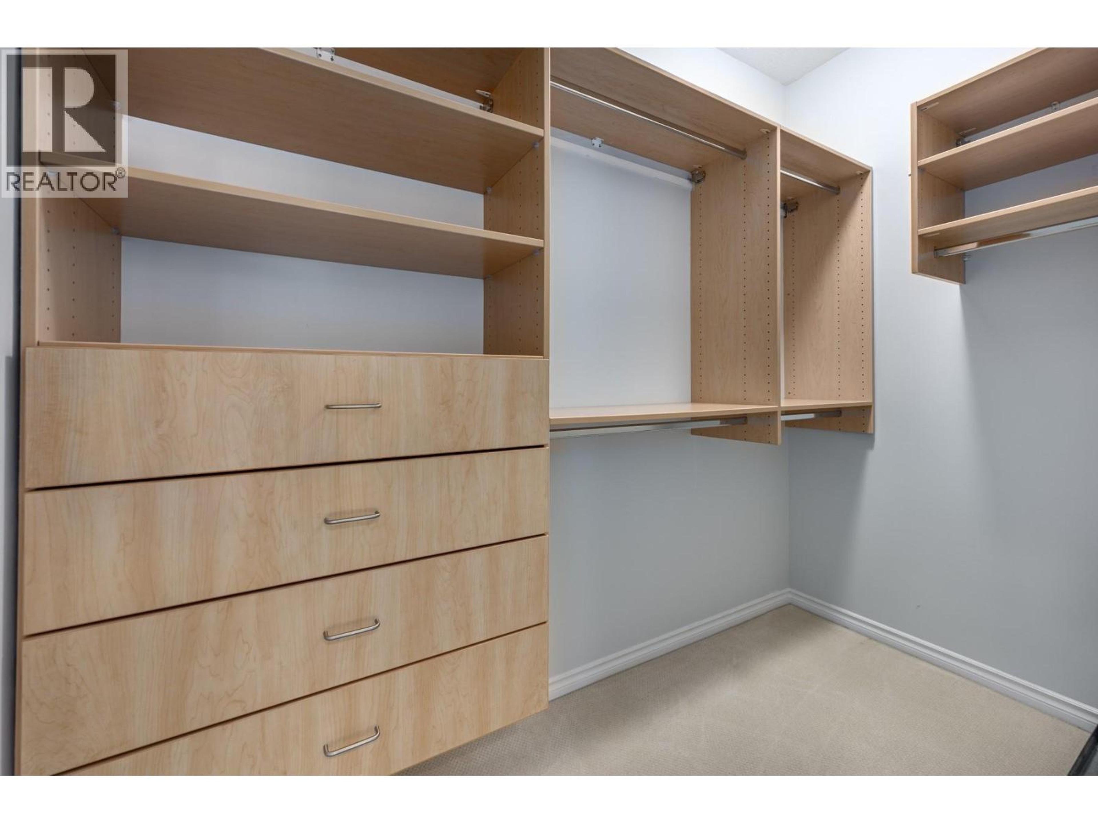 267 SAGEWOOD LANE - 17