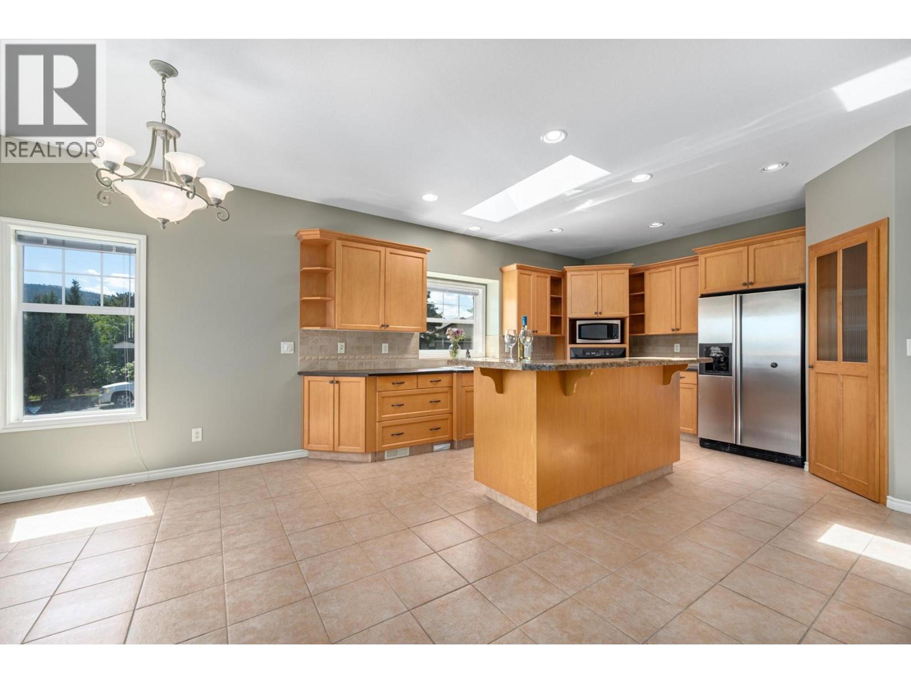 267 SAGEWOOD LANE - 6