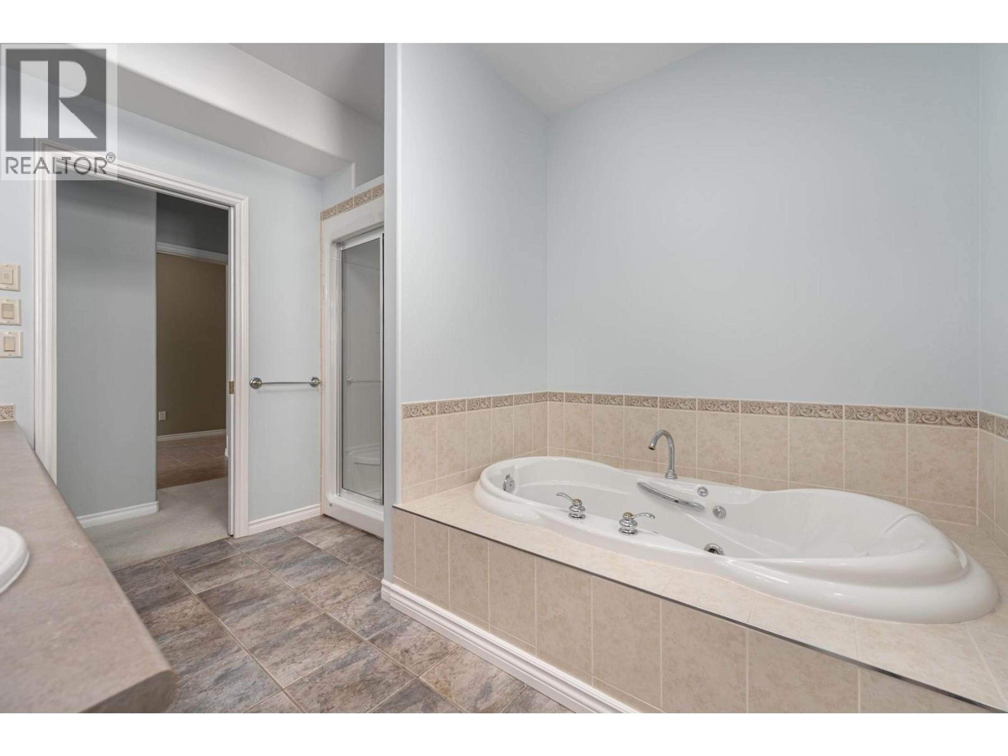 267 SAGEWOOD LANE - 15