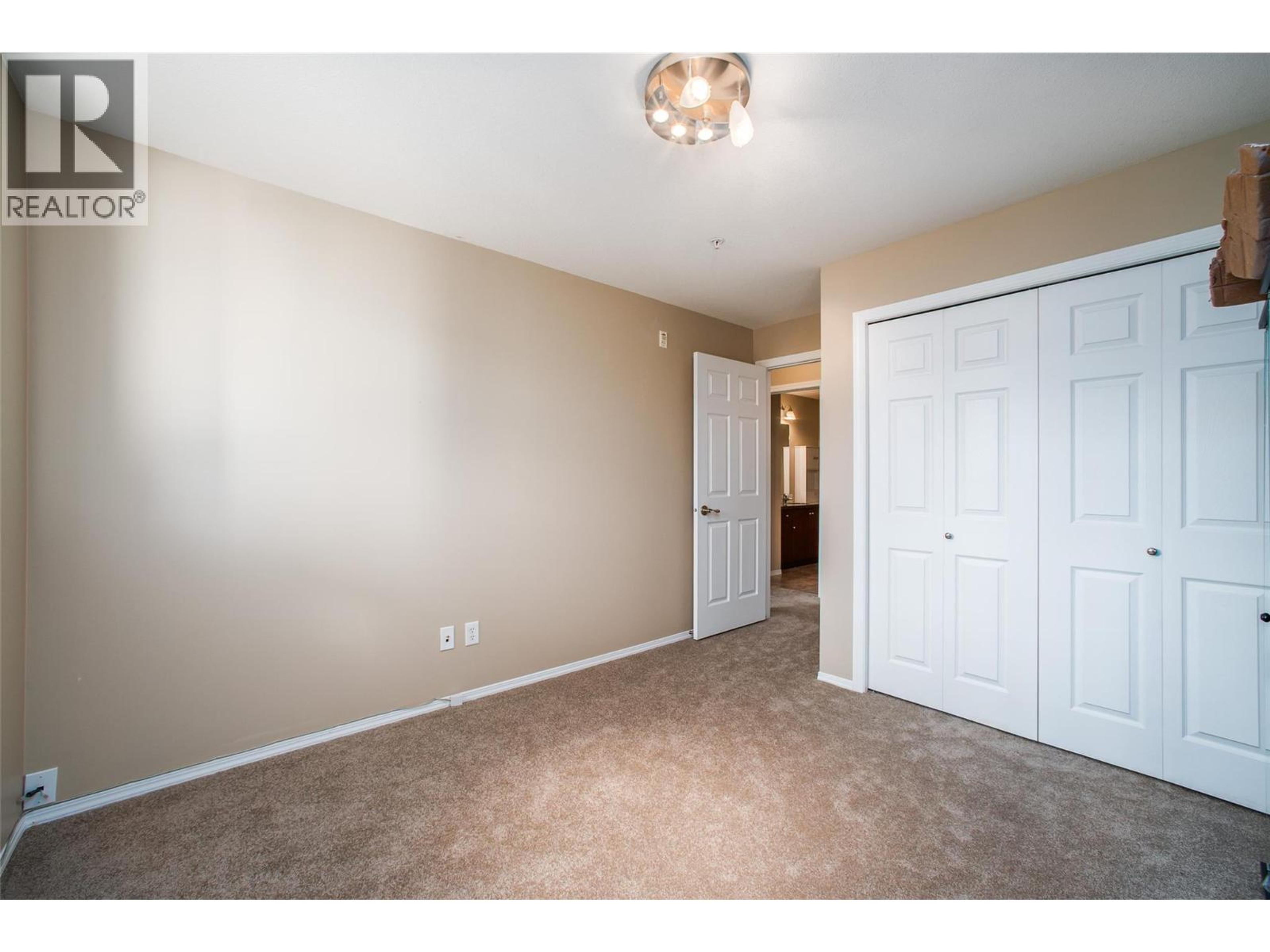 #1514 1875 COUNTRY CLUB DRIVE - 24