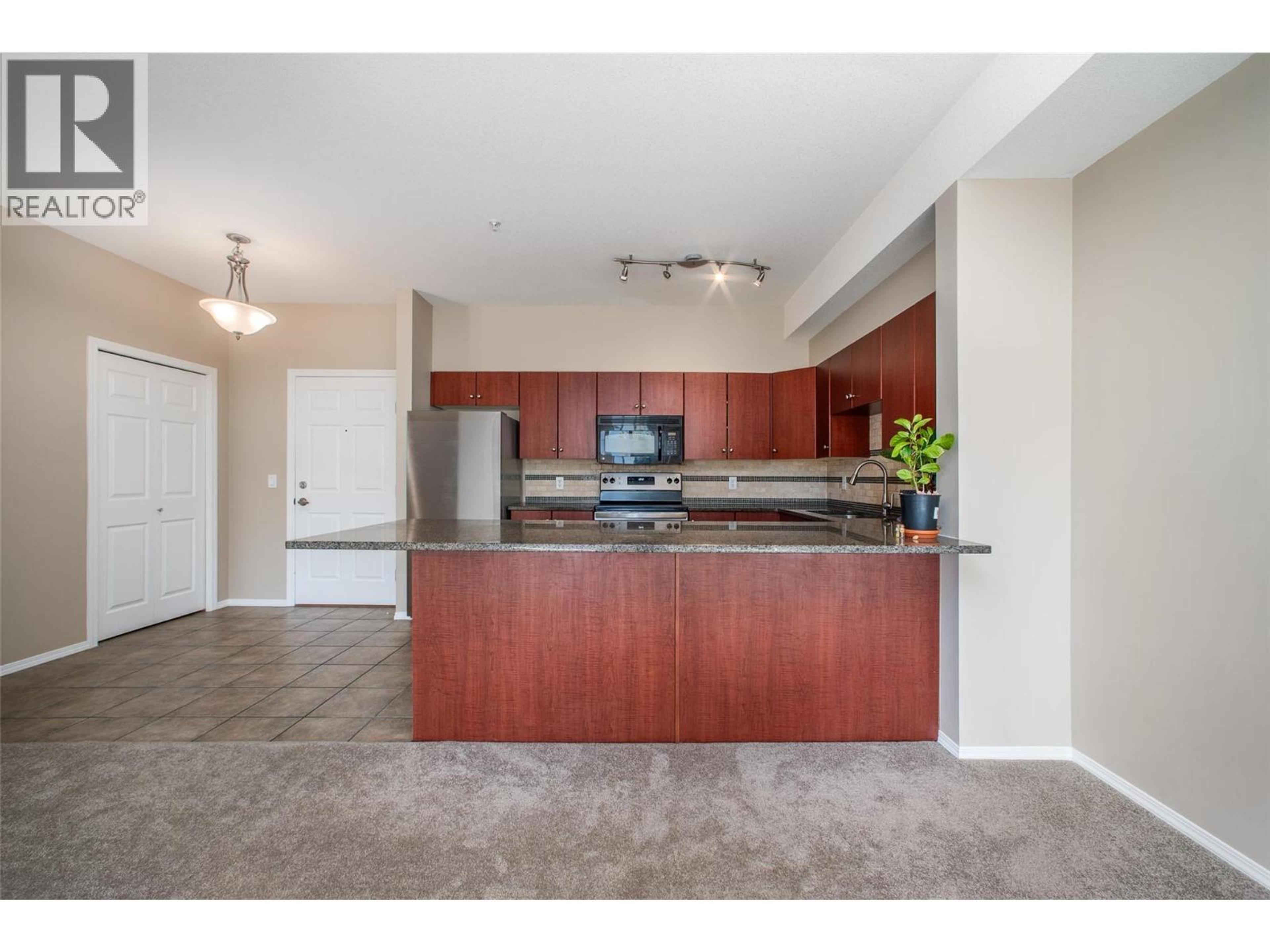 #1514 1875 COUNTRY CLUB DRIVE - 7