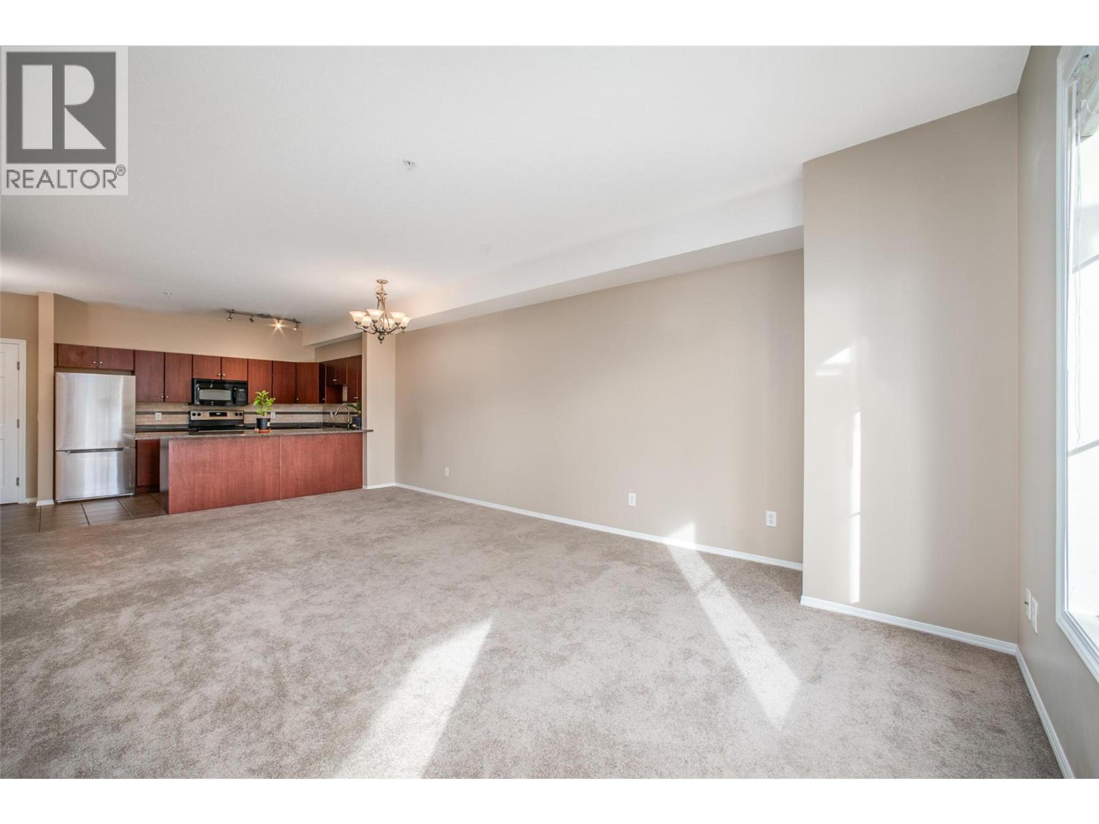 #1514 1875 COUNTRY CLUB DRIVE - 9