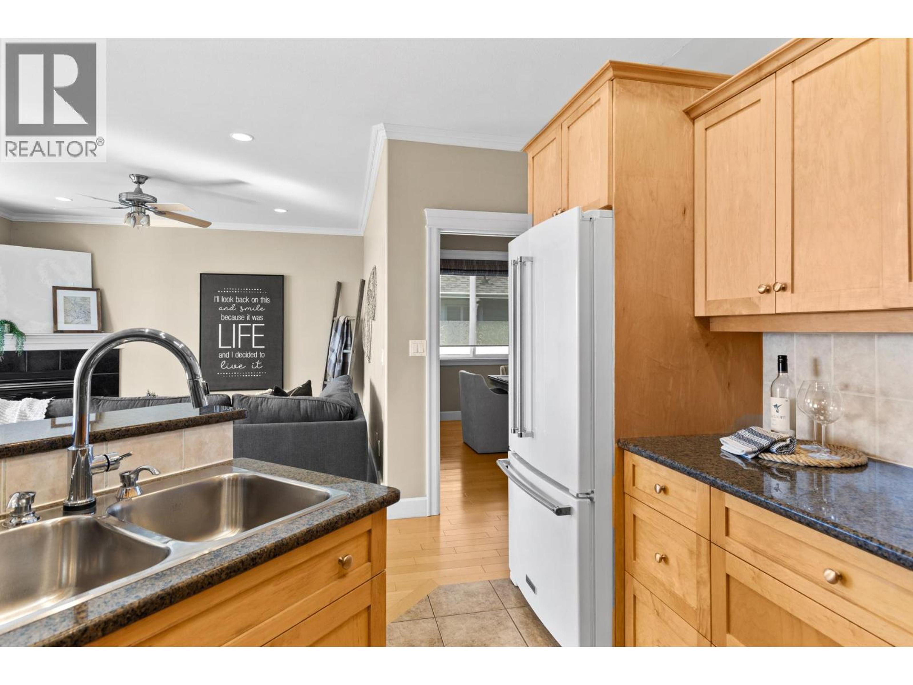 2591 LAKE BREEZE COURT - 11