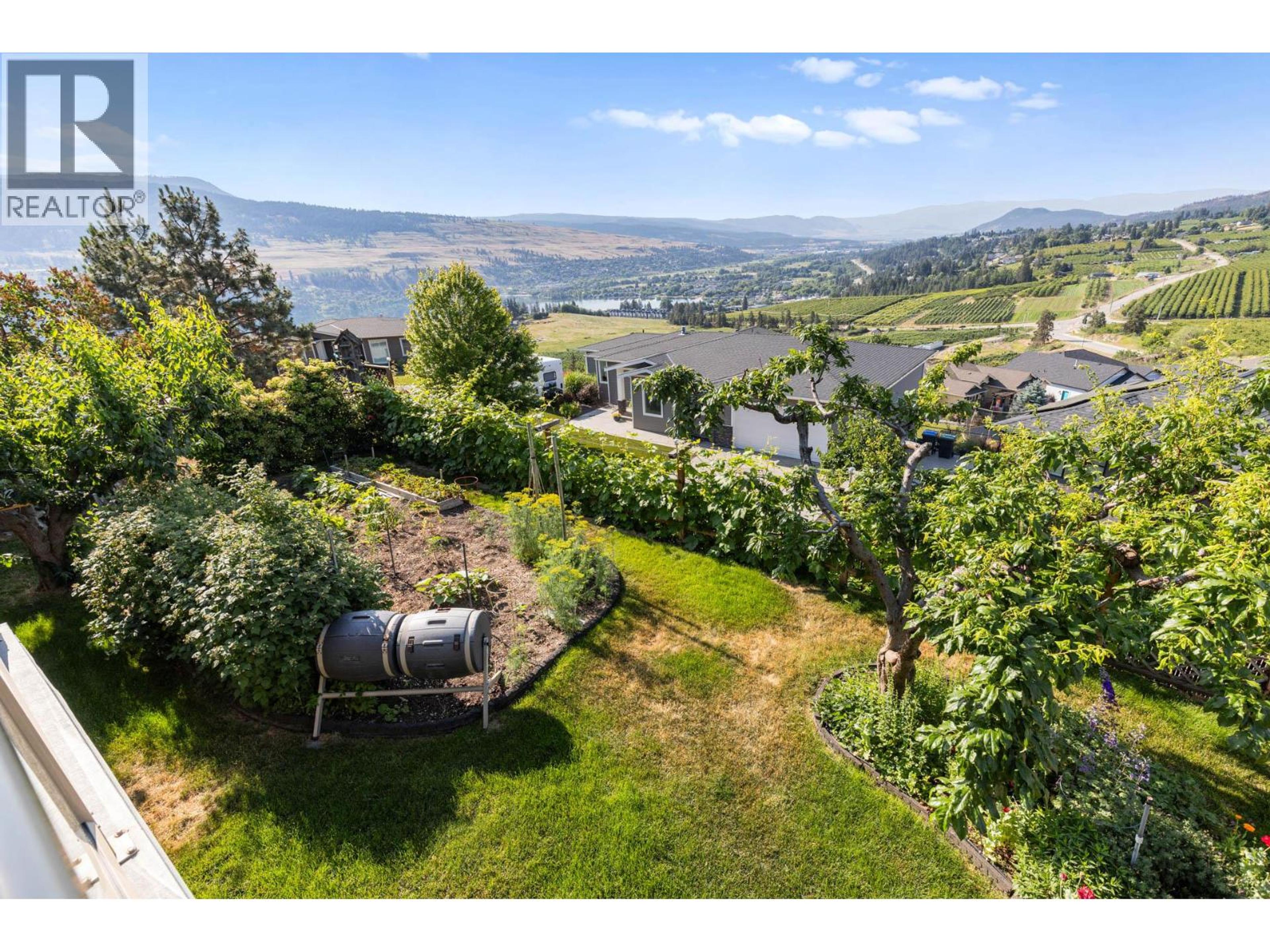 2591 LAKE BREEZE COURT - 17