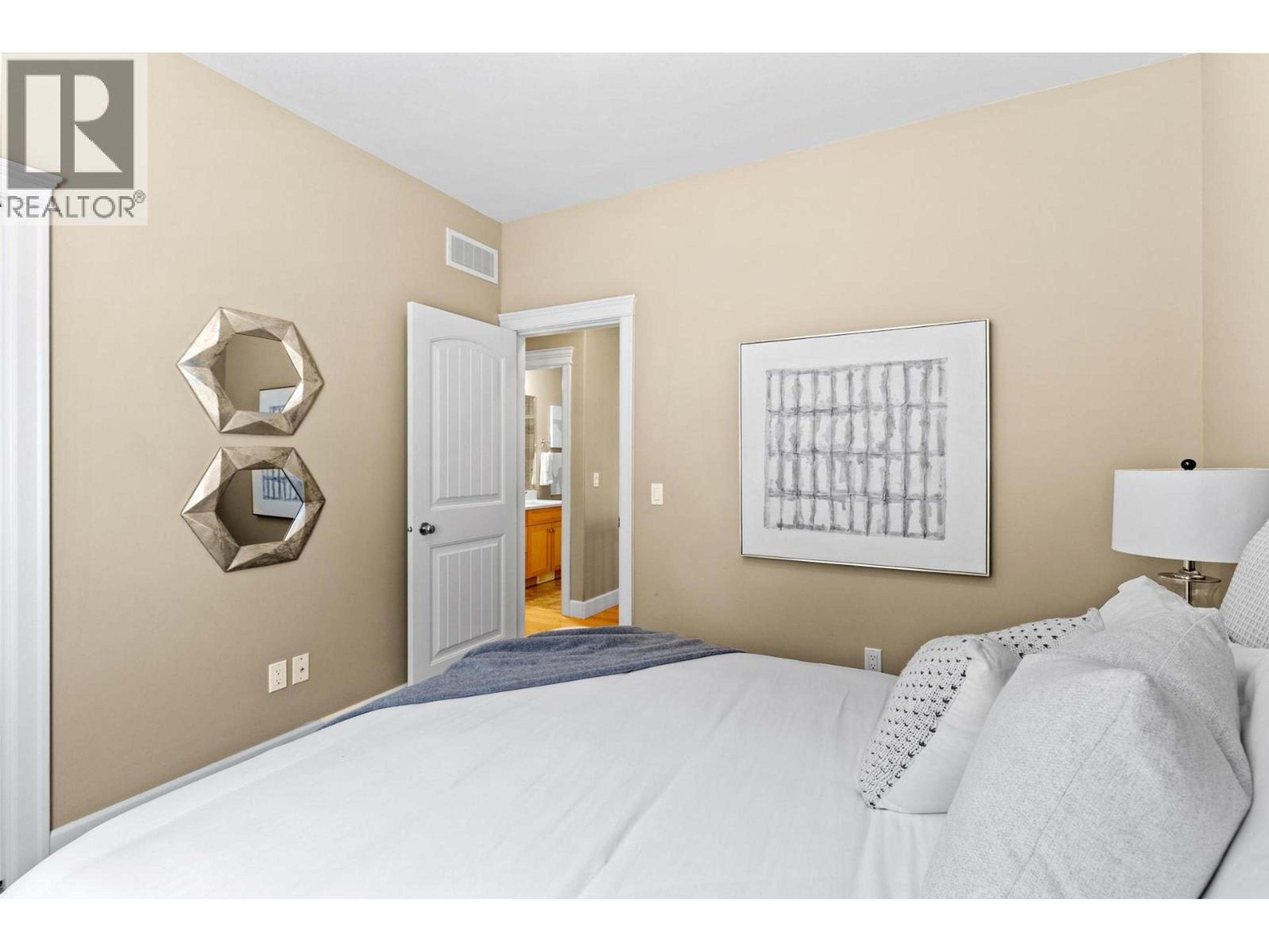 2591 LAKE BREEZE COURT - 22