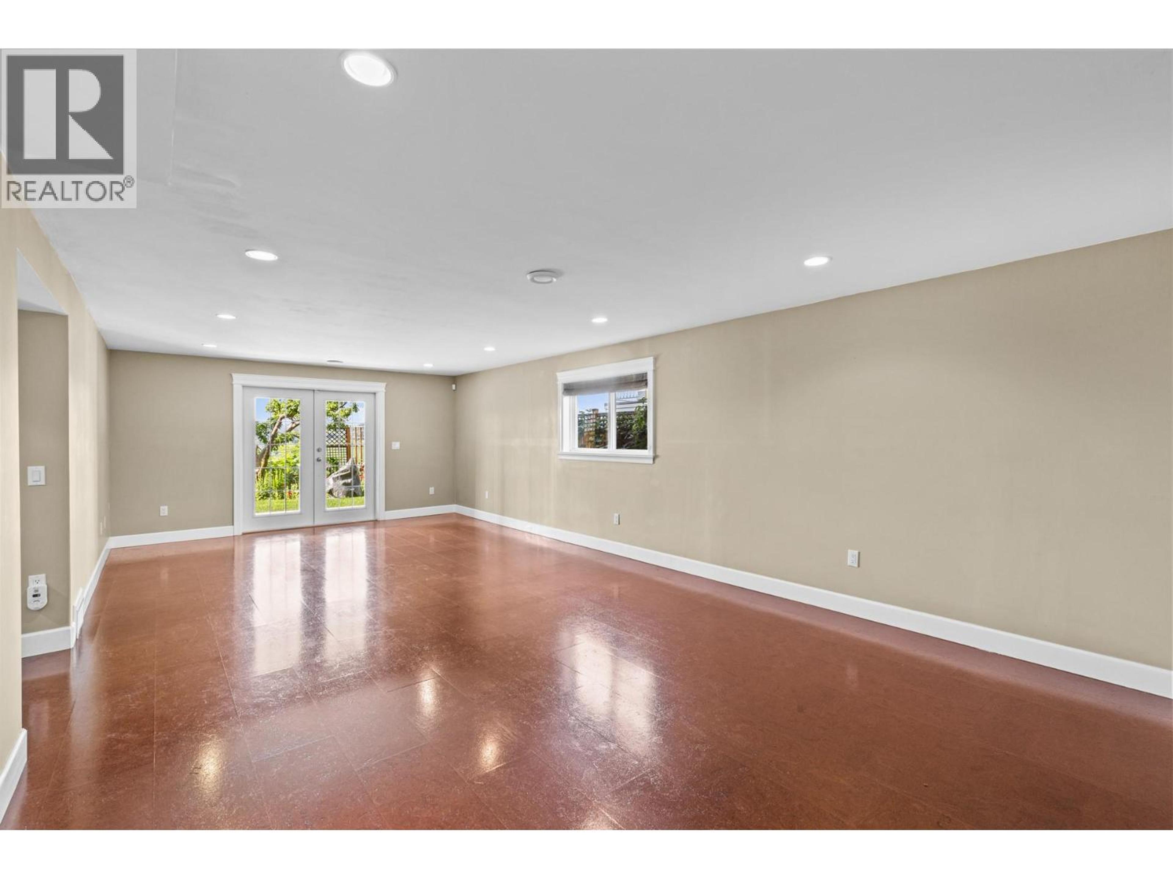 2591 LAKE BREEZE COURT - 32