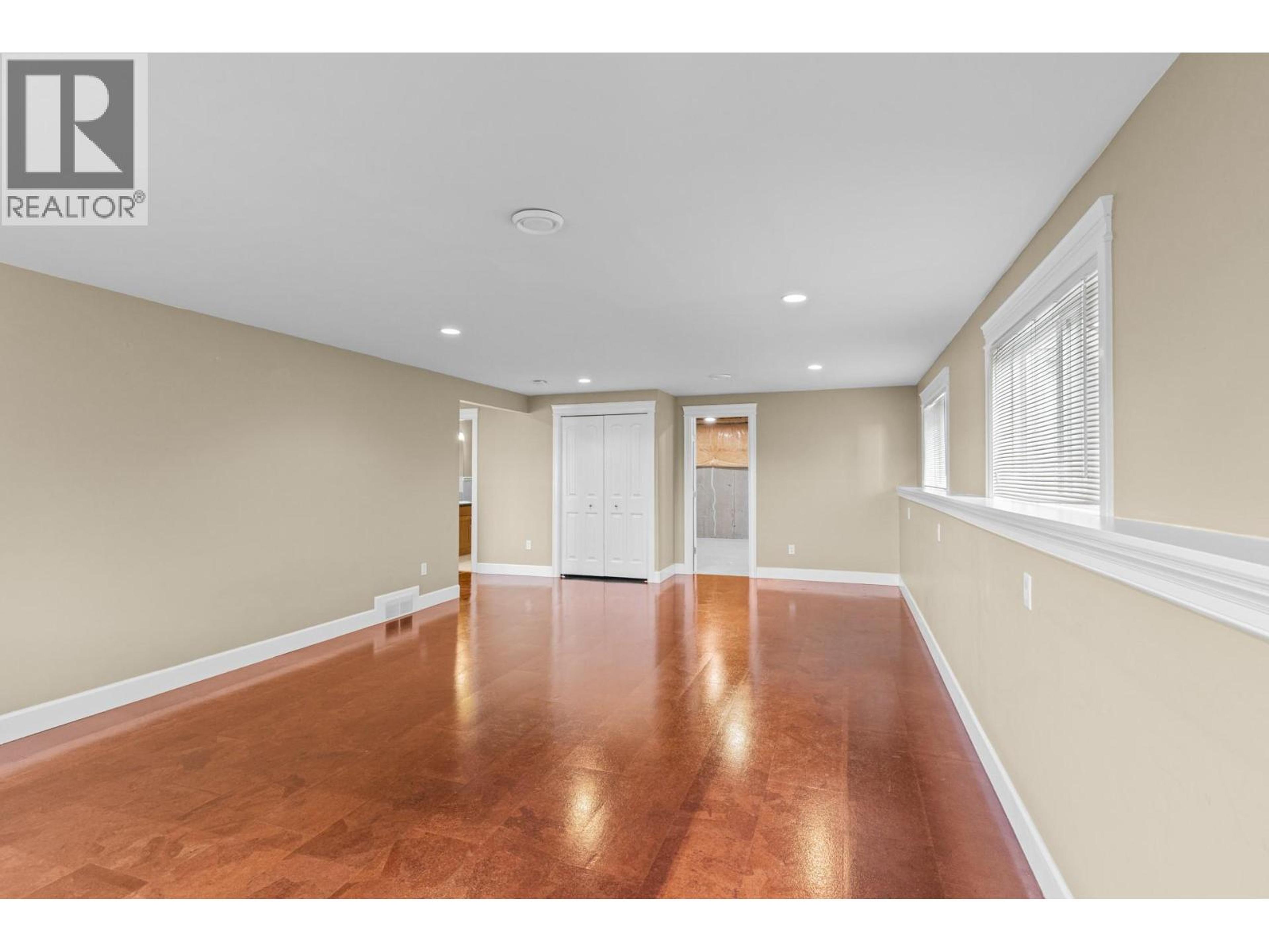 2591 LAKE BREEZE COURT - 37