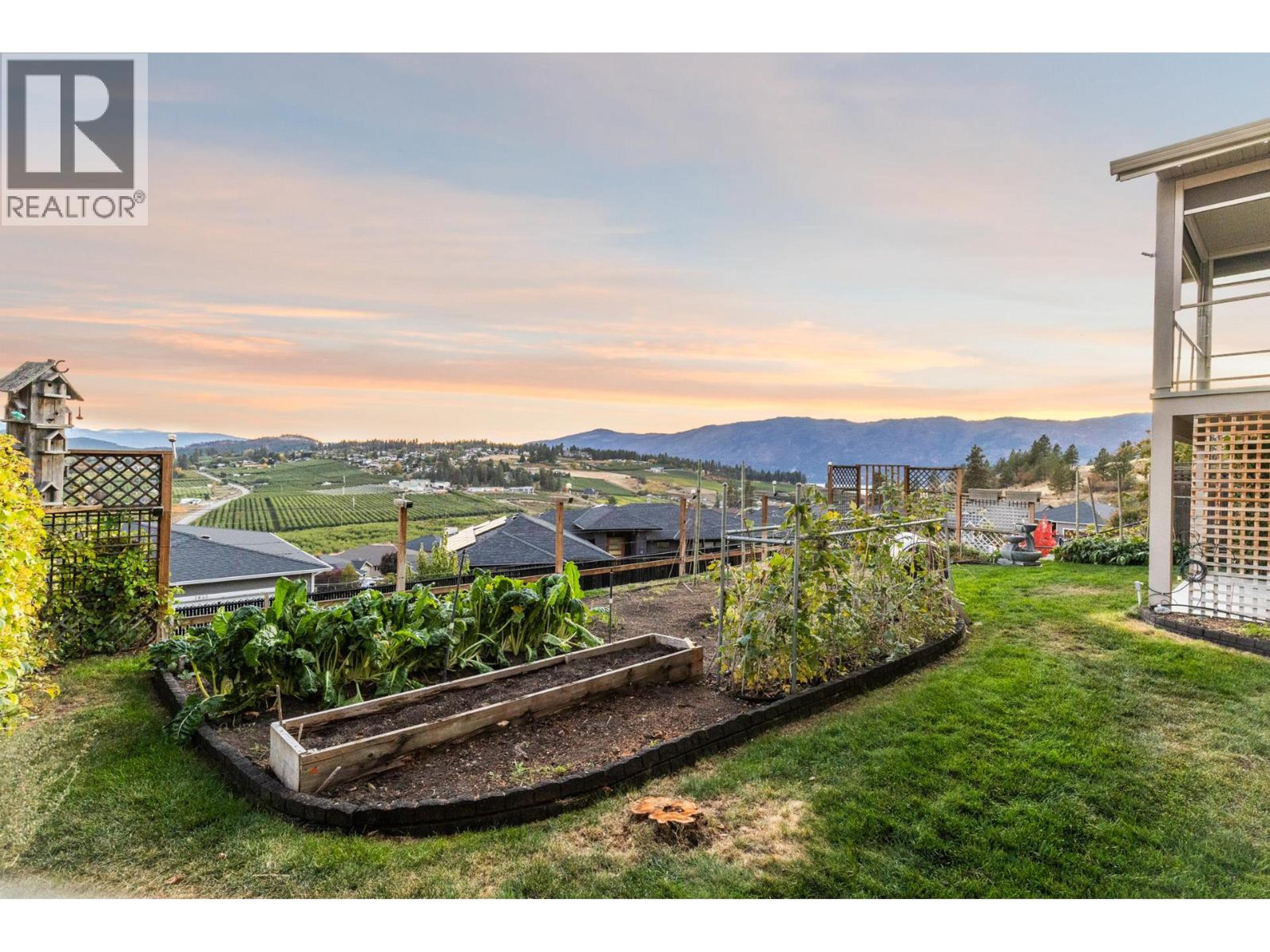 2591 LAKE BREEZE COURT - 45