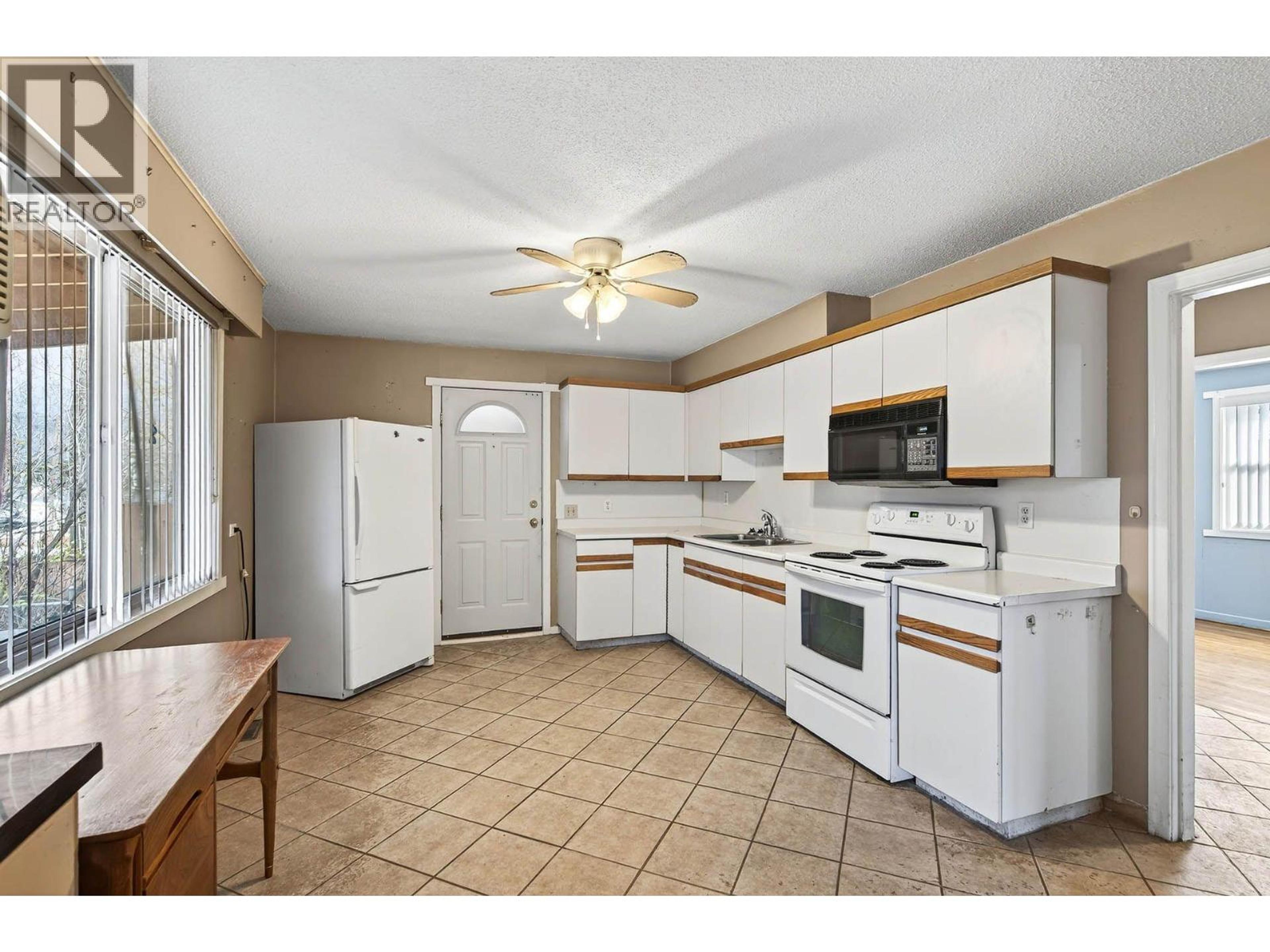 620 FORTUNE DRIVE - 7