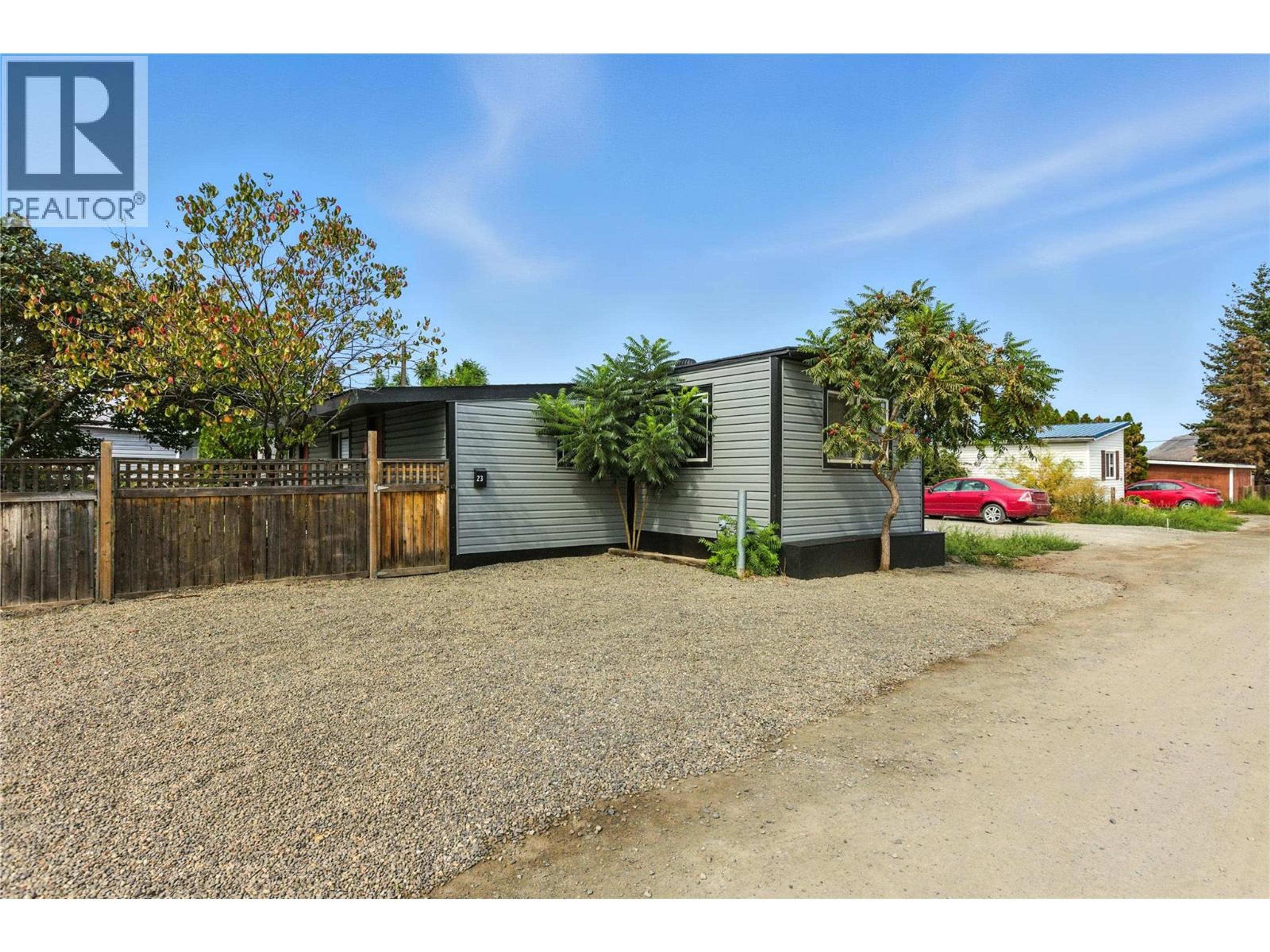 #23 771 ATHABASCA STREET E - Image 2