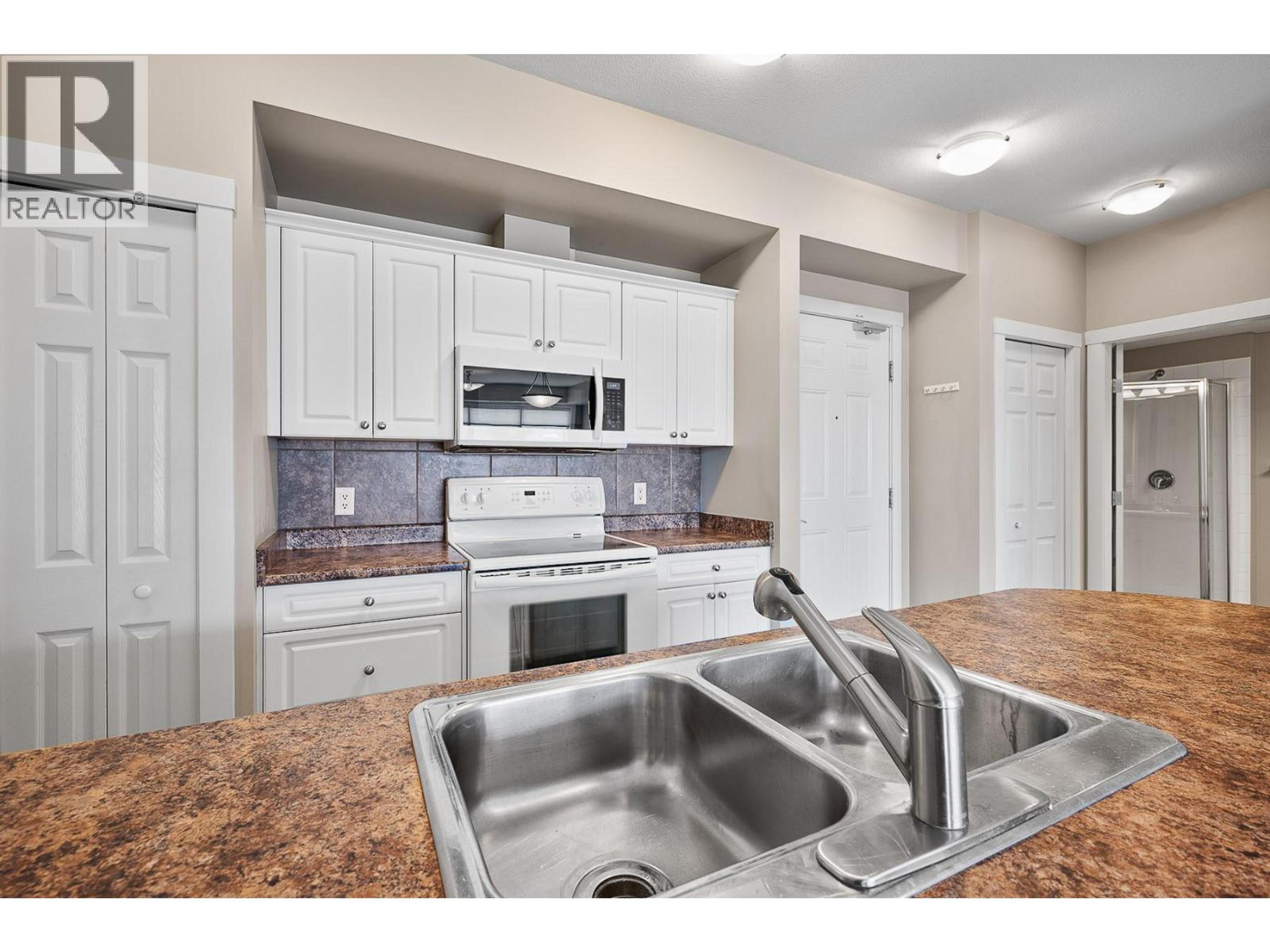 #414 3550 WOODSDALE ROAD - 14