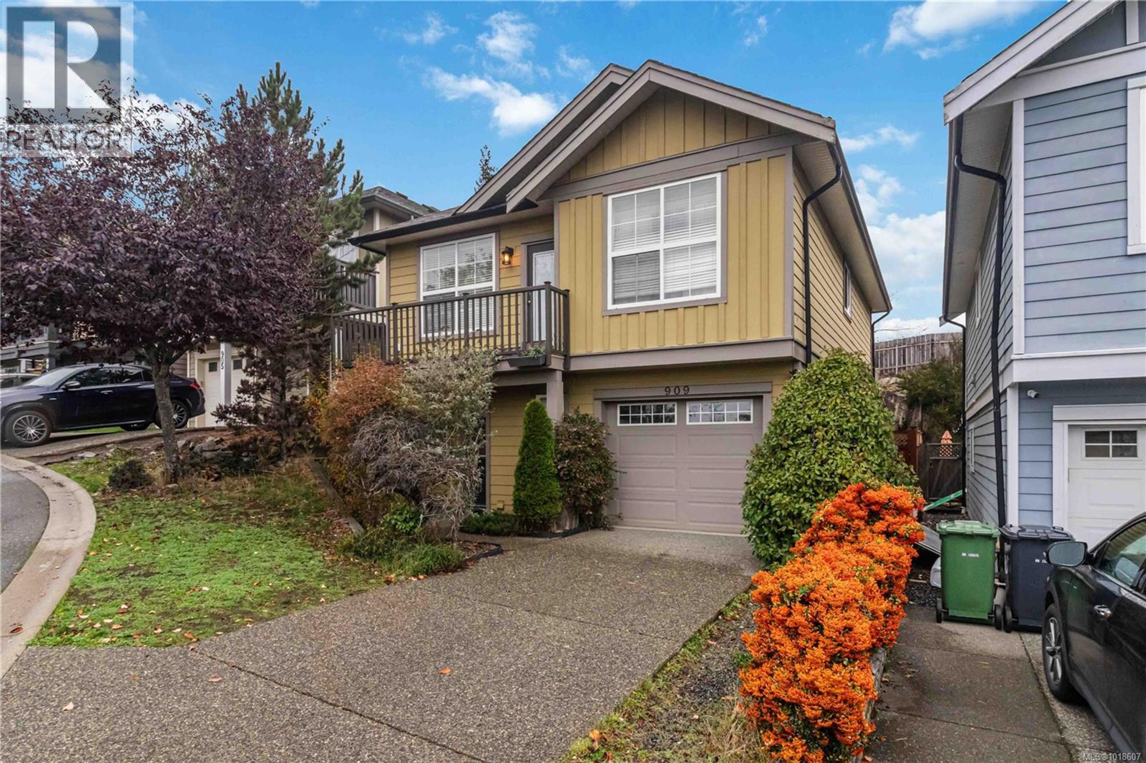 909 Cavalcade Terr, Langford - Exteriors - Photo 4