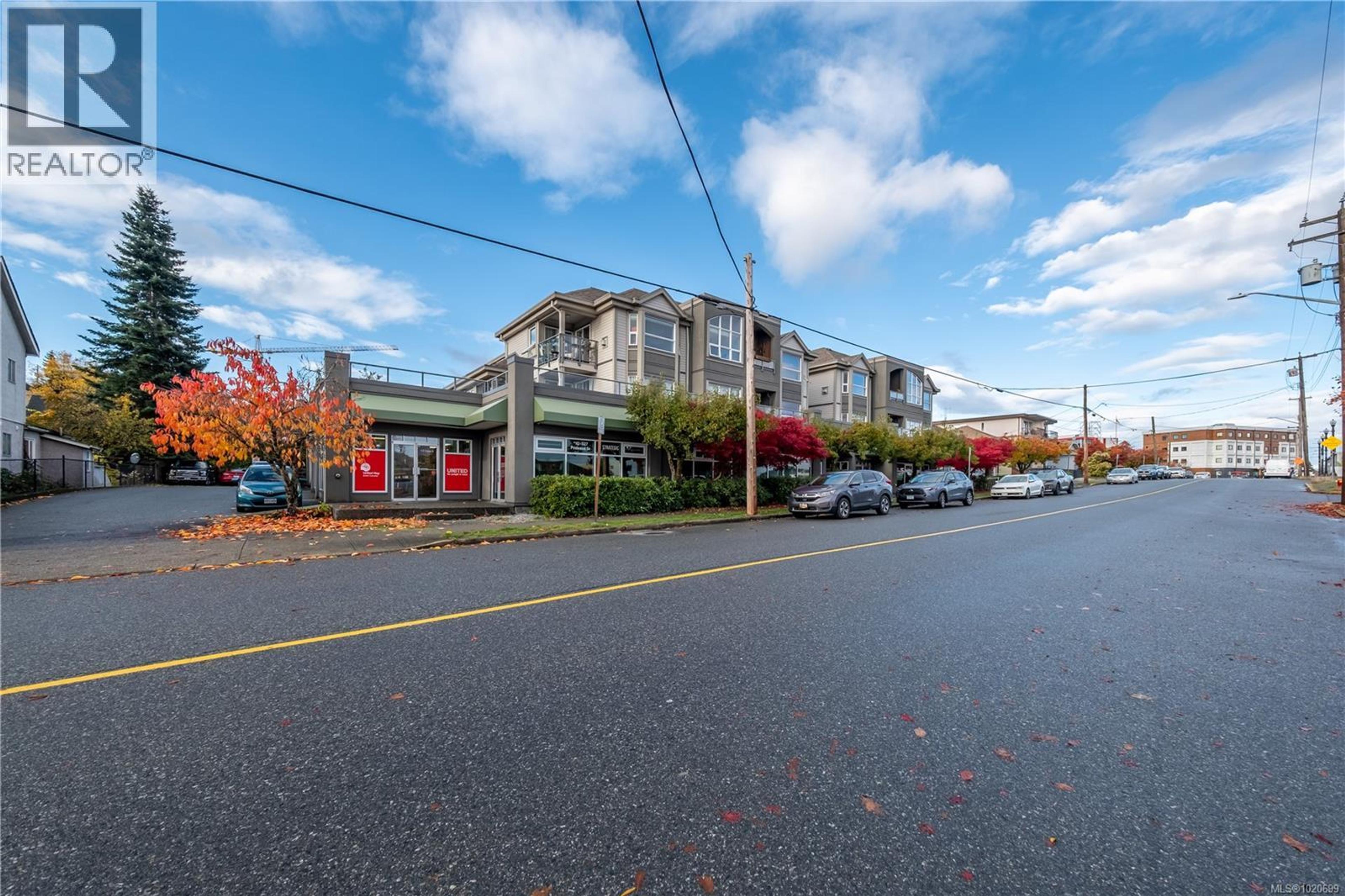 327 Prideaux St, Nanaimo - Exteriors - Full Complex View - Photo 1