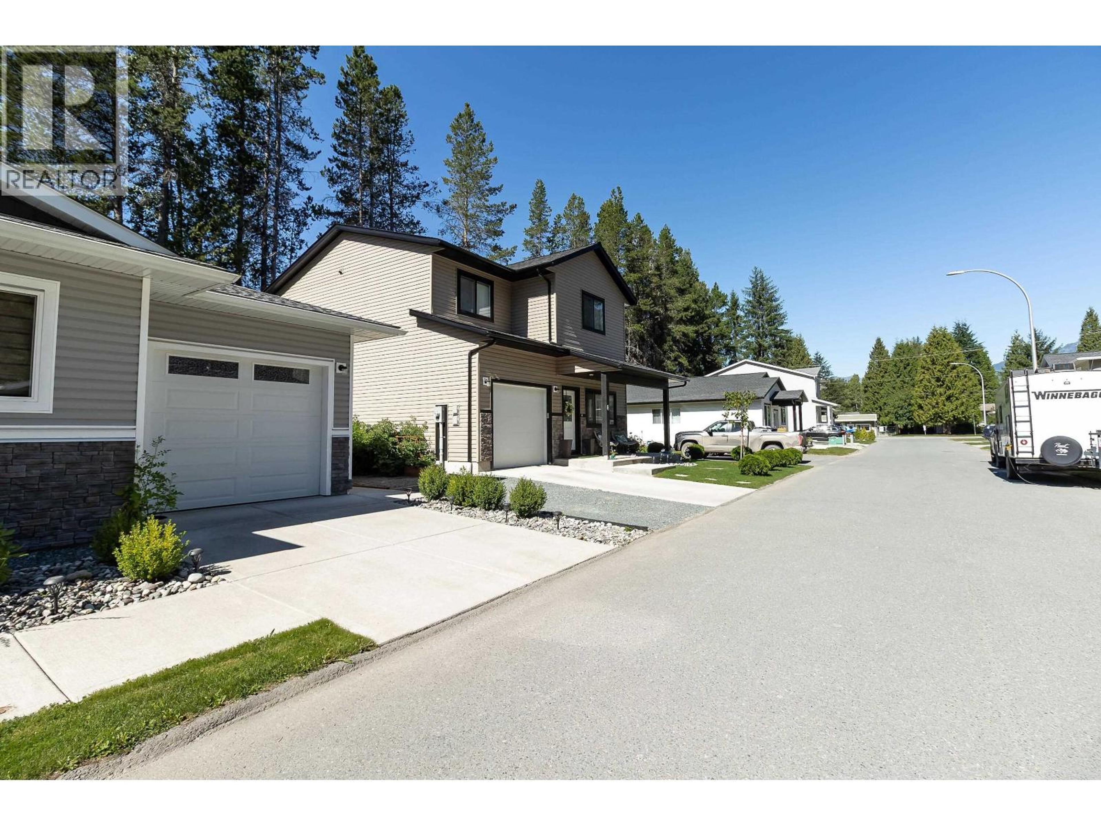 4921 HALLIWELL AVENUE, Terrace - Exteriors - Full Complex View - Photo 2