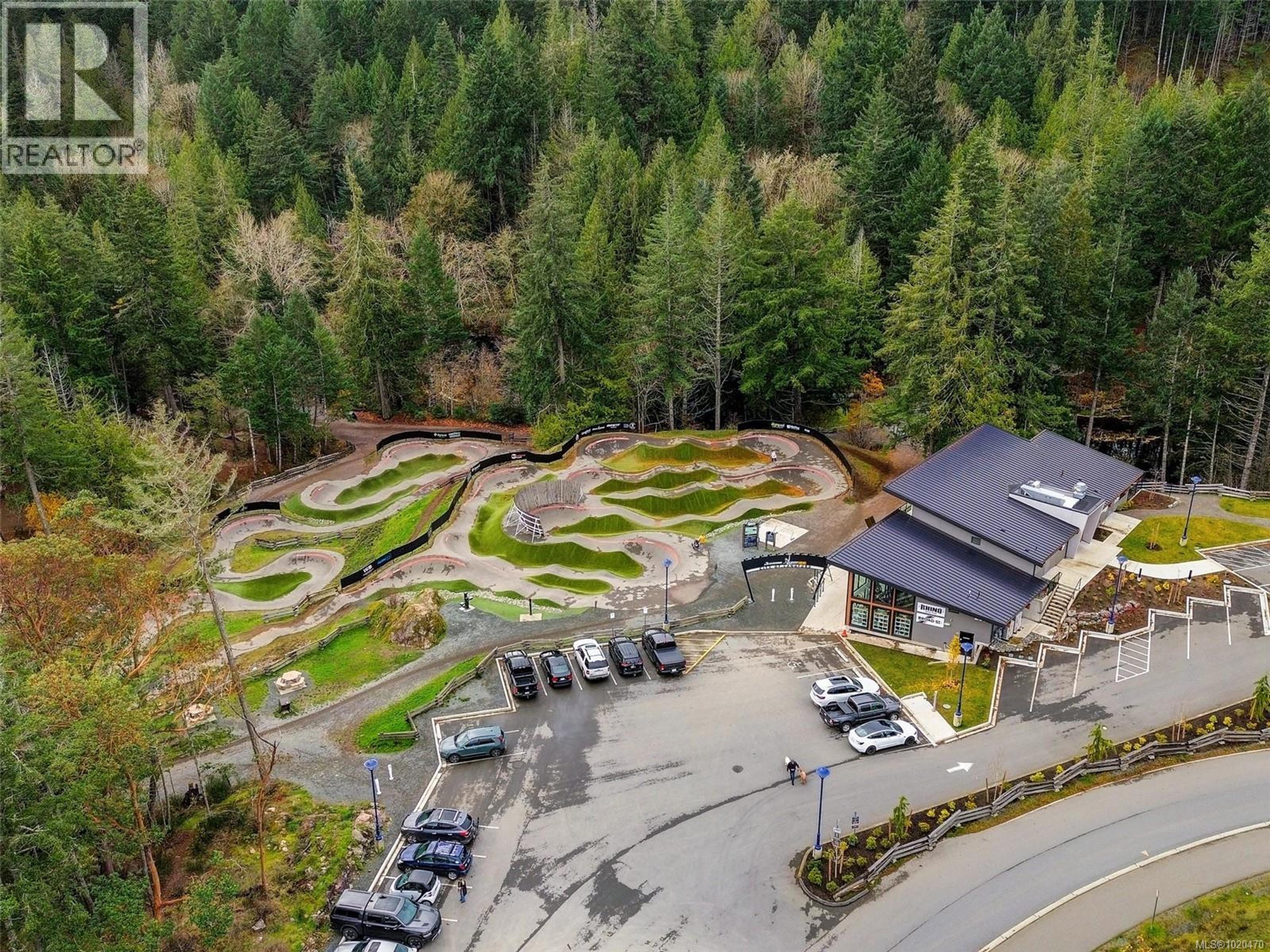 2984 Lakewood Pl, Langford - Exteriors - Drone/Aerial View - Photo 5