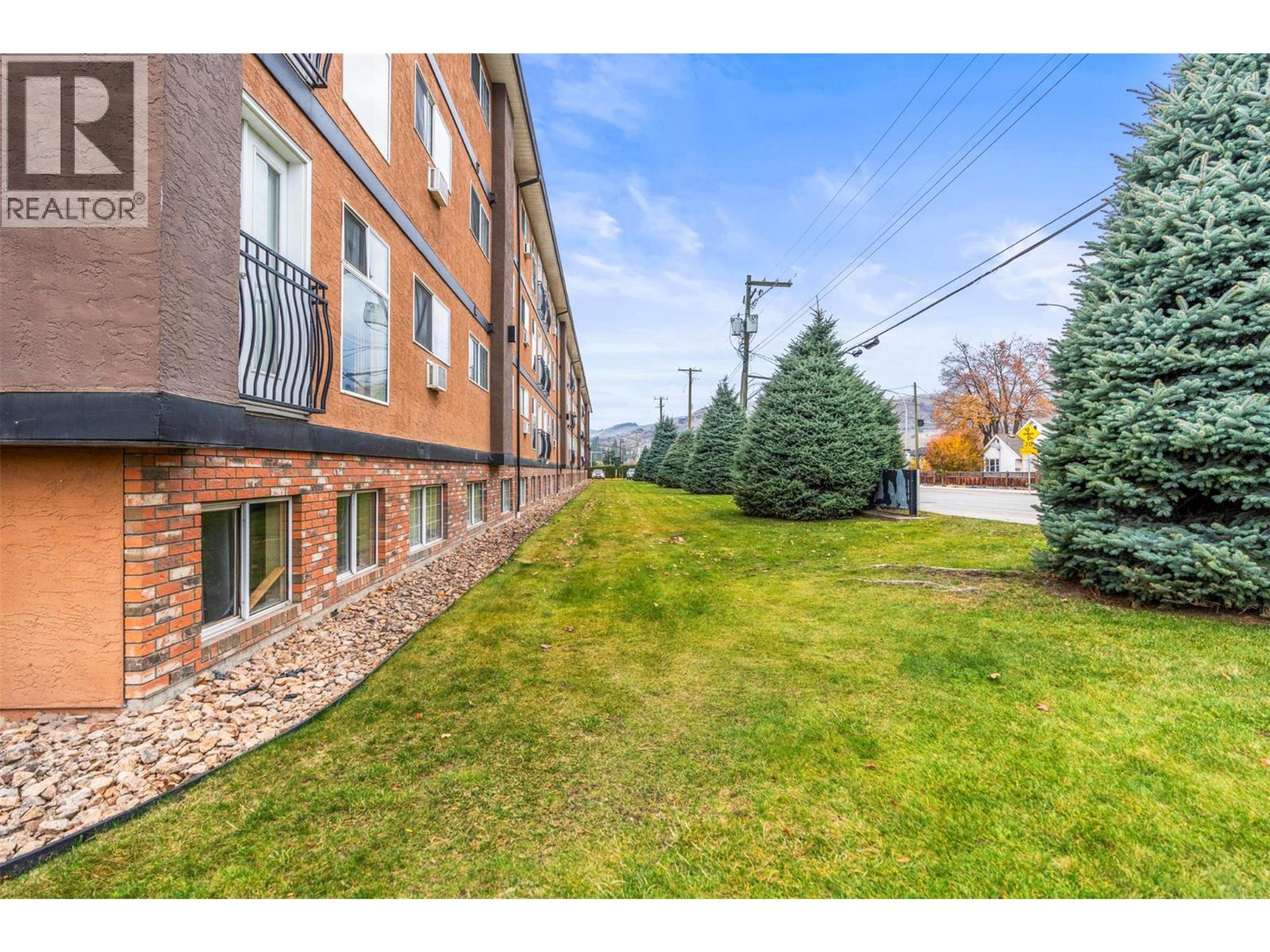 3800 28A Street, Vernon - Exteriors - Photo 3