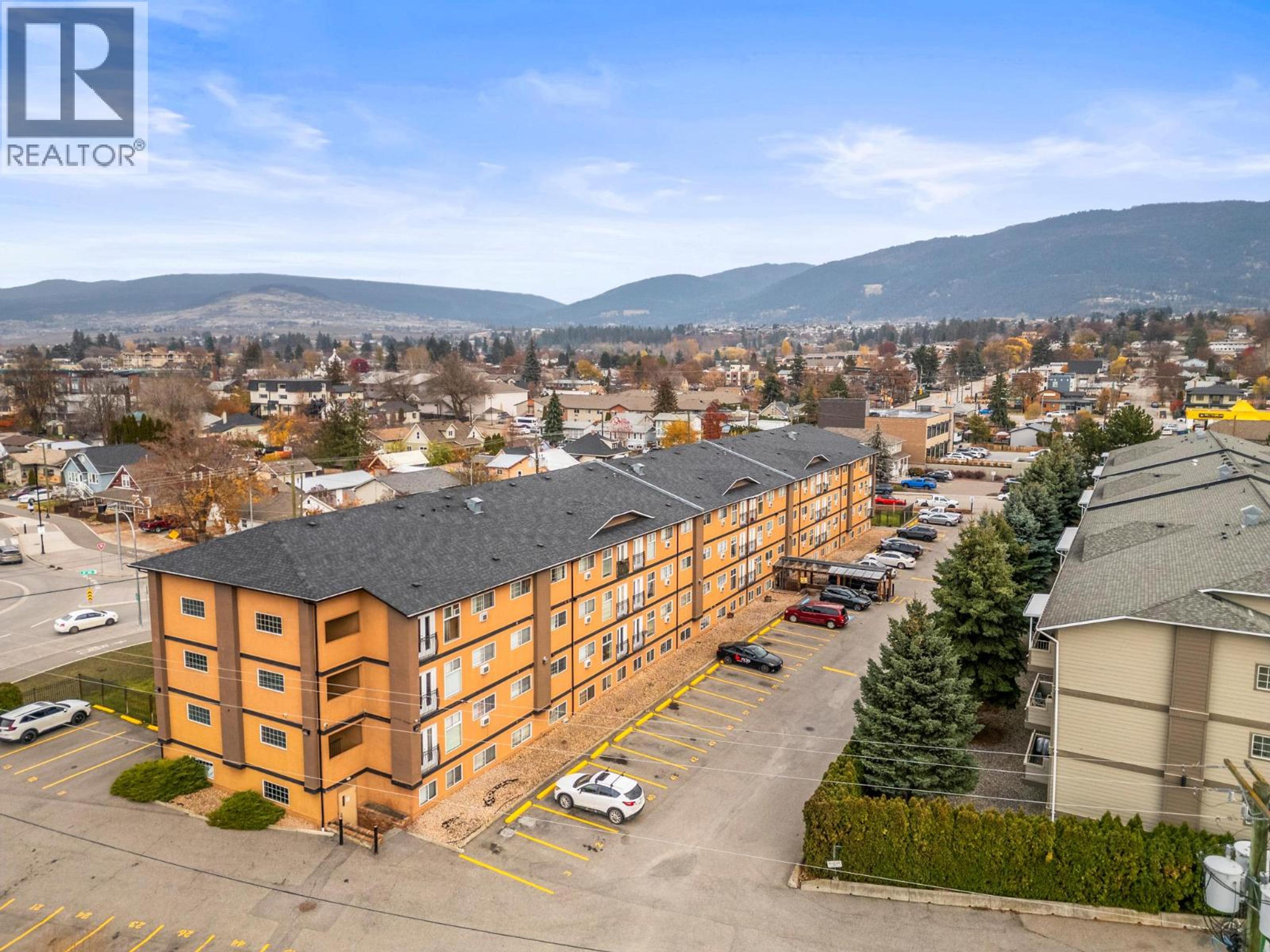 3800 28A Street, Vernon - Exteriors - Full Complex View, Drone/Aerial View - Photo 9