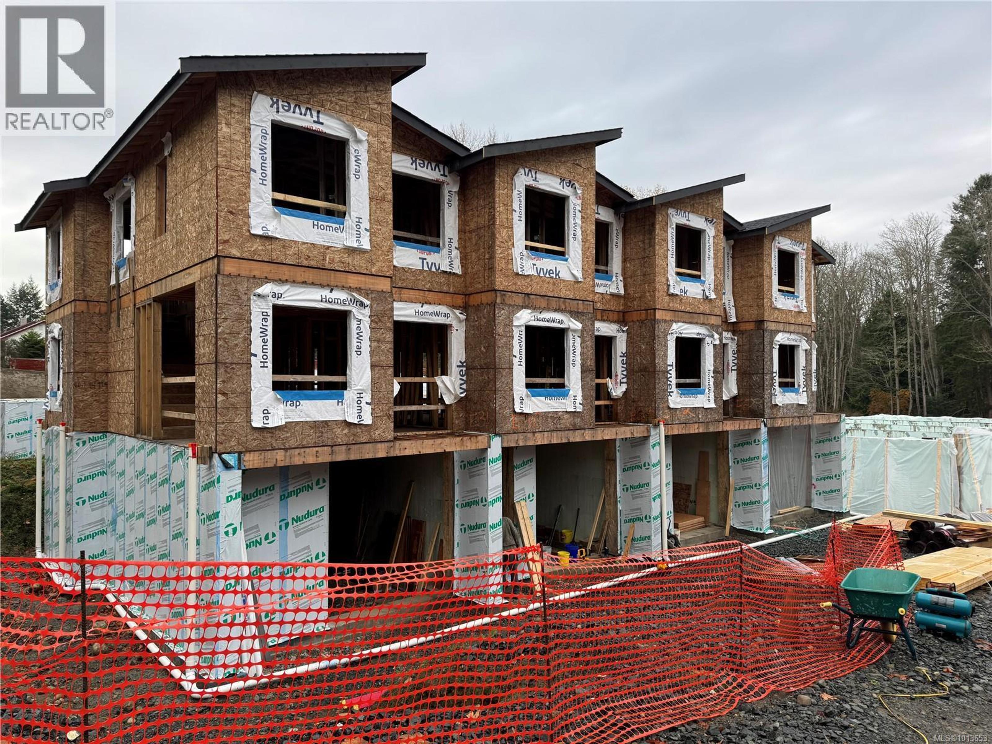 703 Turner Rd, Parksville - Exteriors - Full Complex View - Photo 4