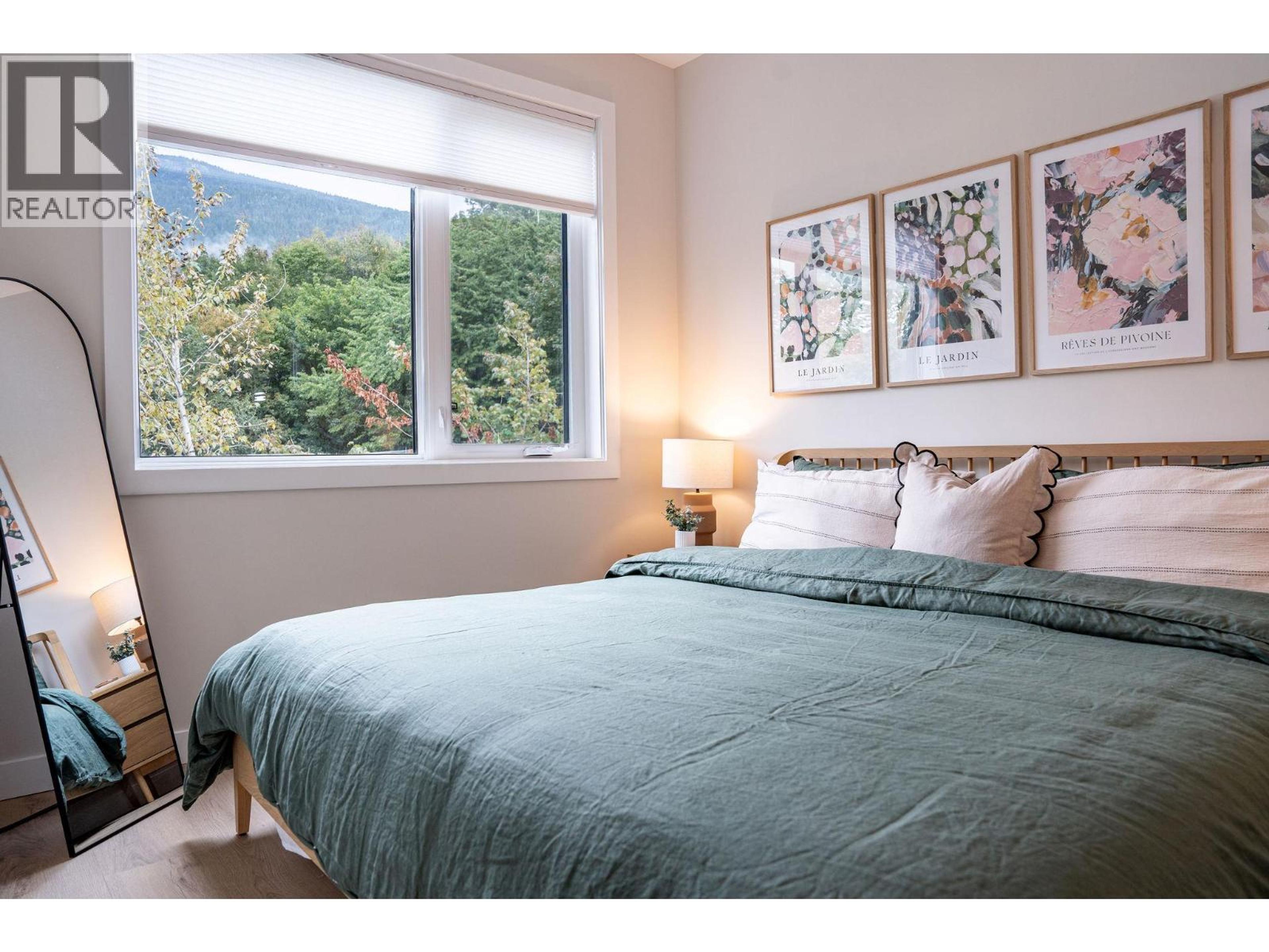 1216 DOUGLAS STREET - 20