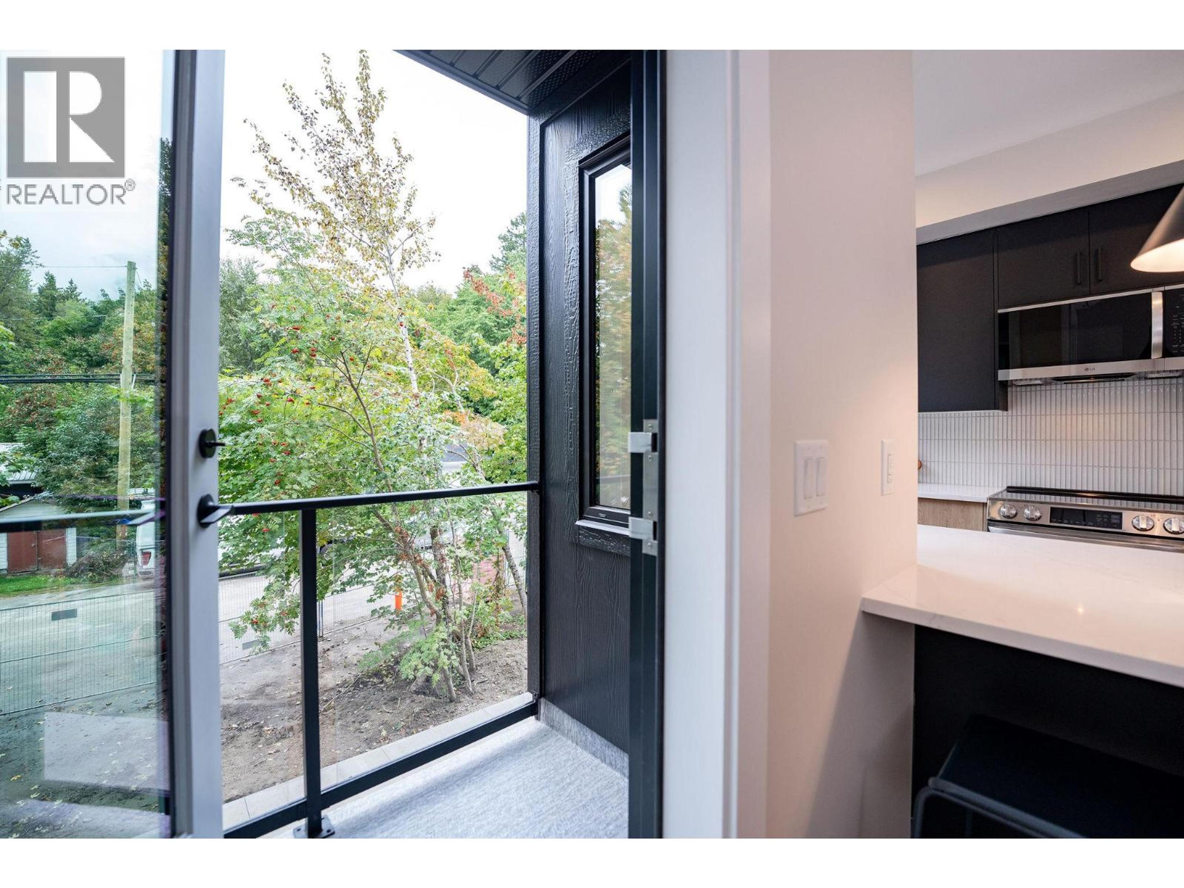 1216 DOUGLAS STREET - 17