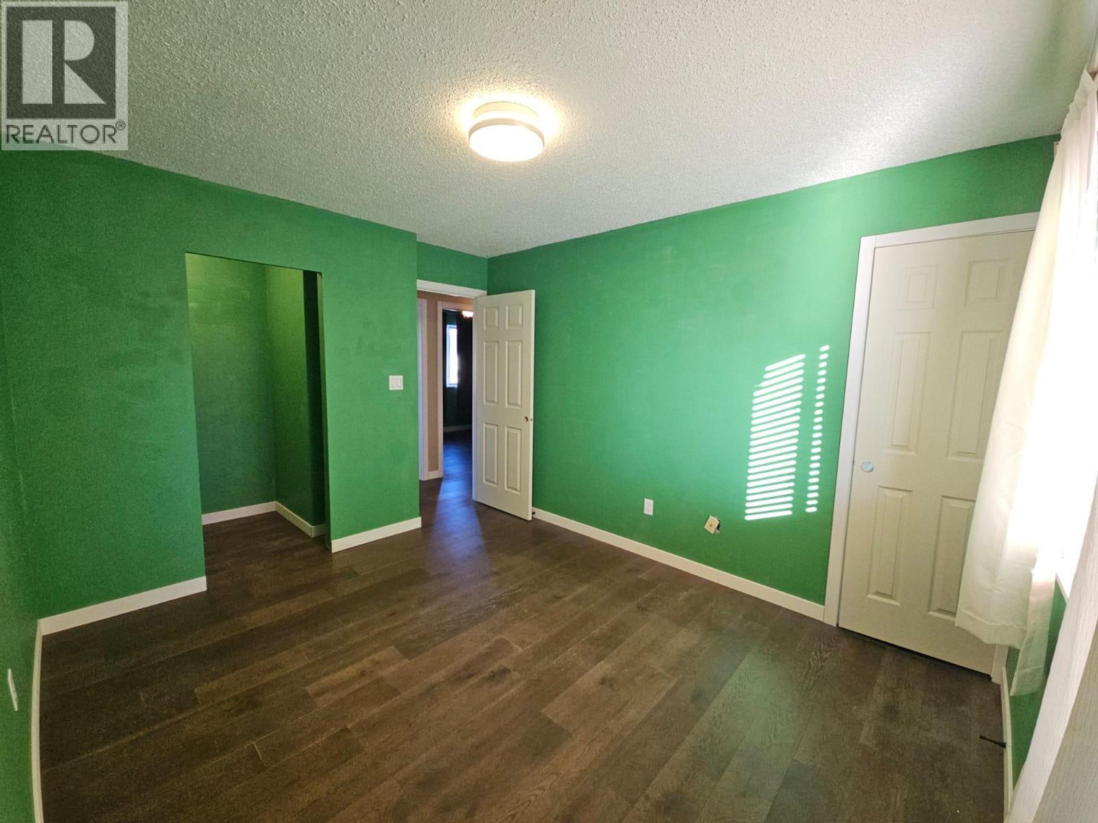 116 BIRCH AVENUE - 26