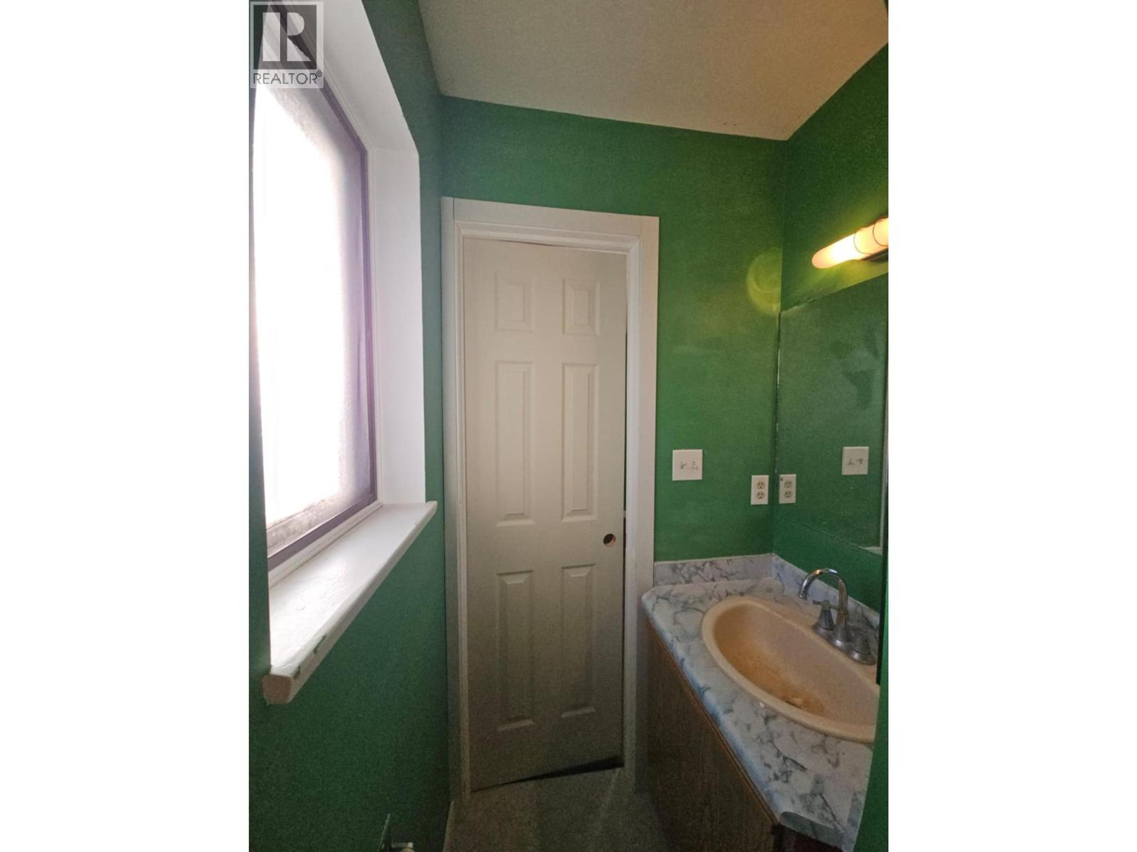 116 BIRCH AVENUE - 31