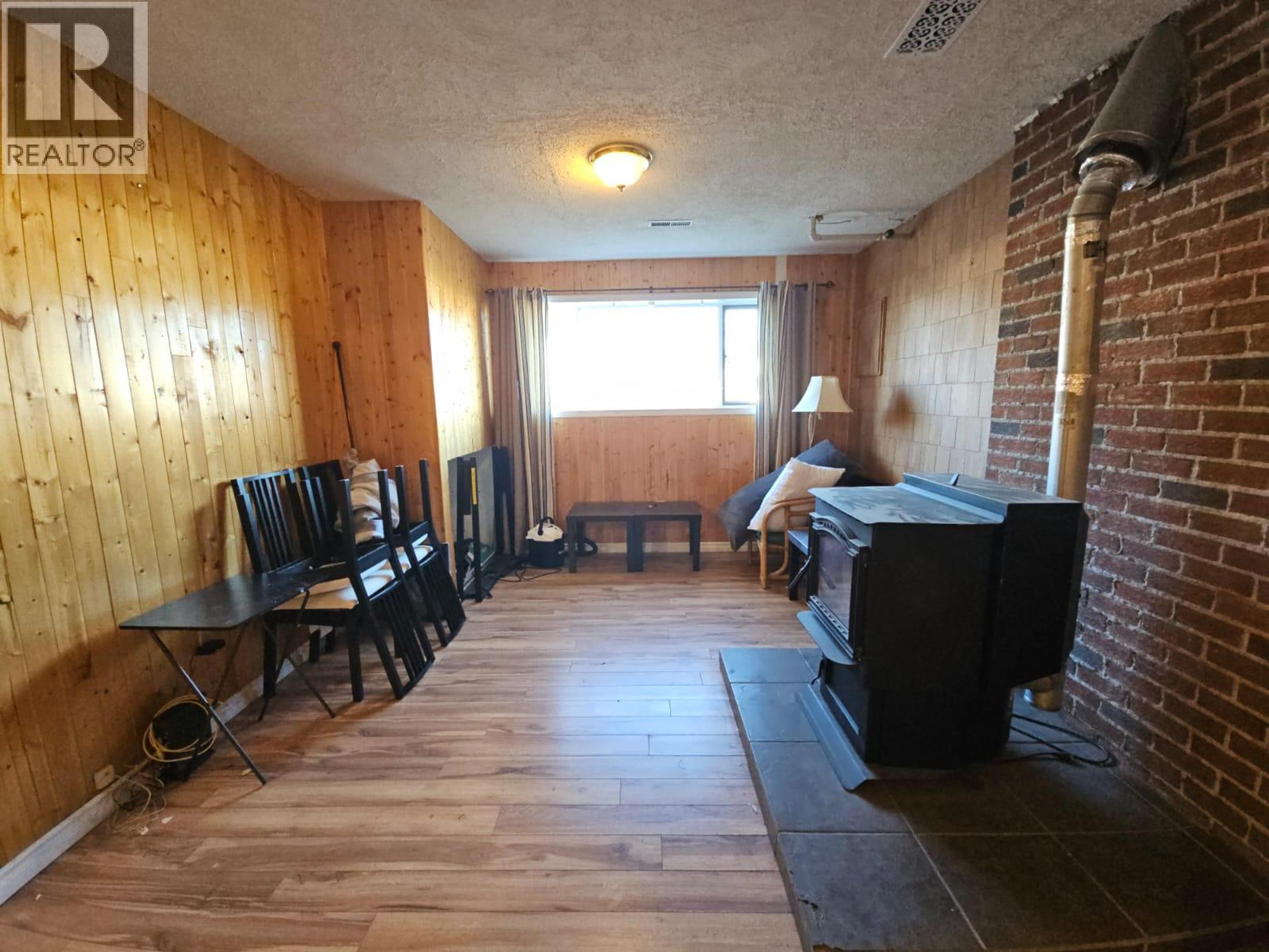 116 BIRCH AVENUE - 33