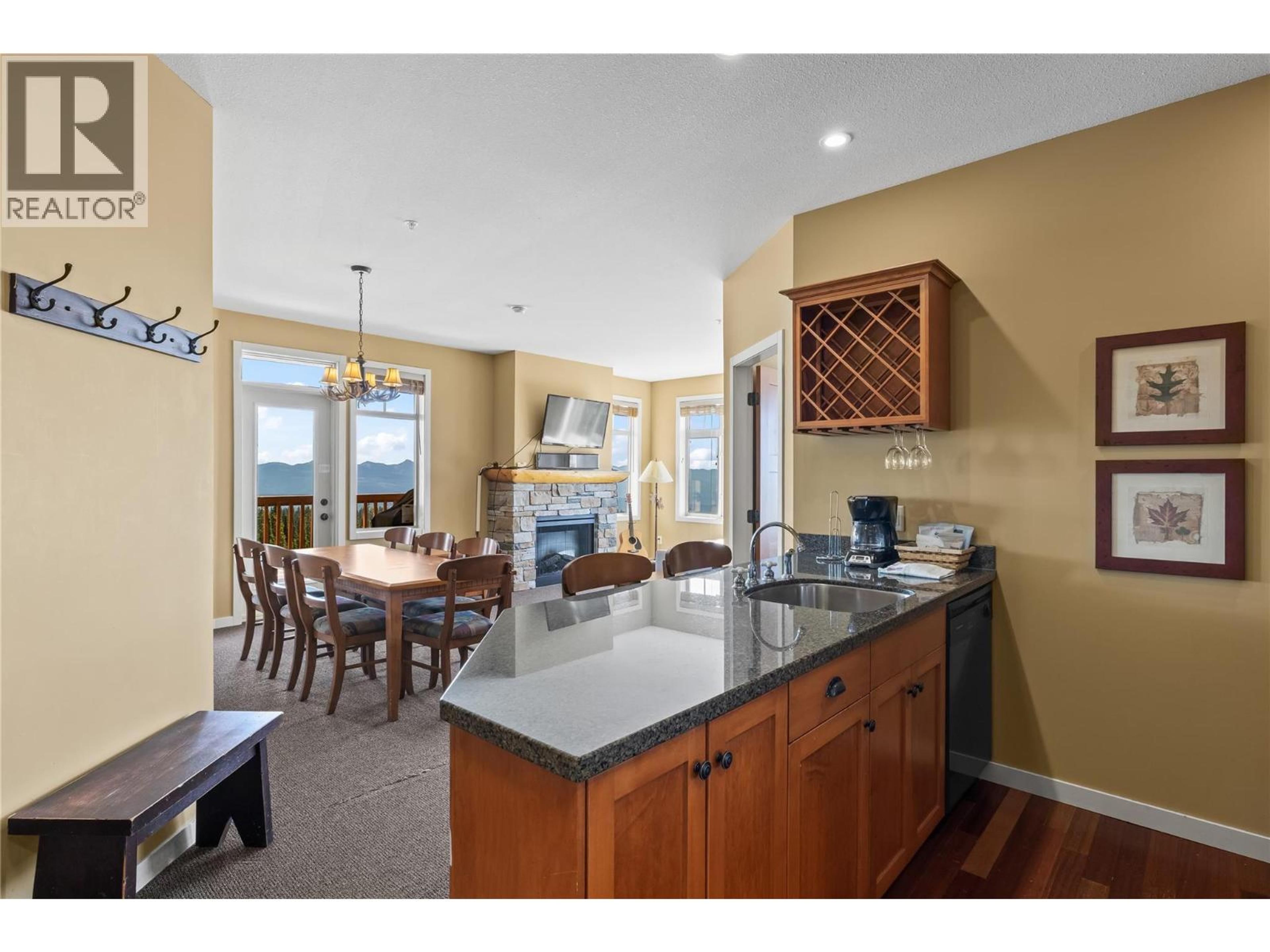 #308/308A 255 FEATHERTOP WAY - 10