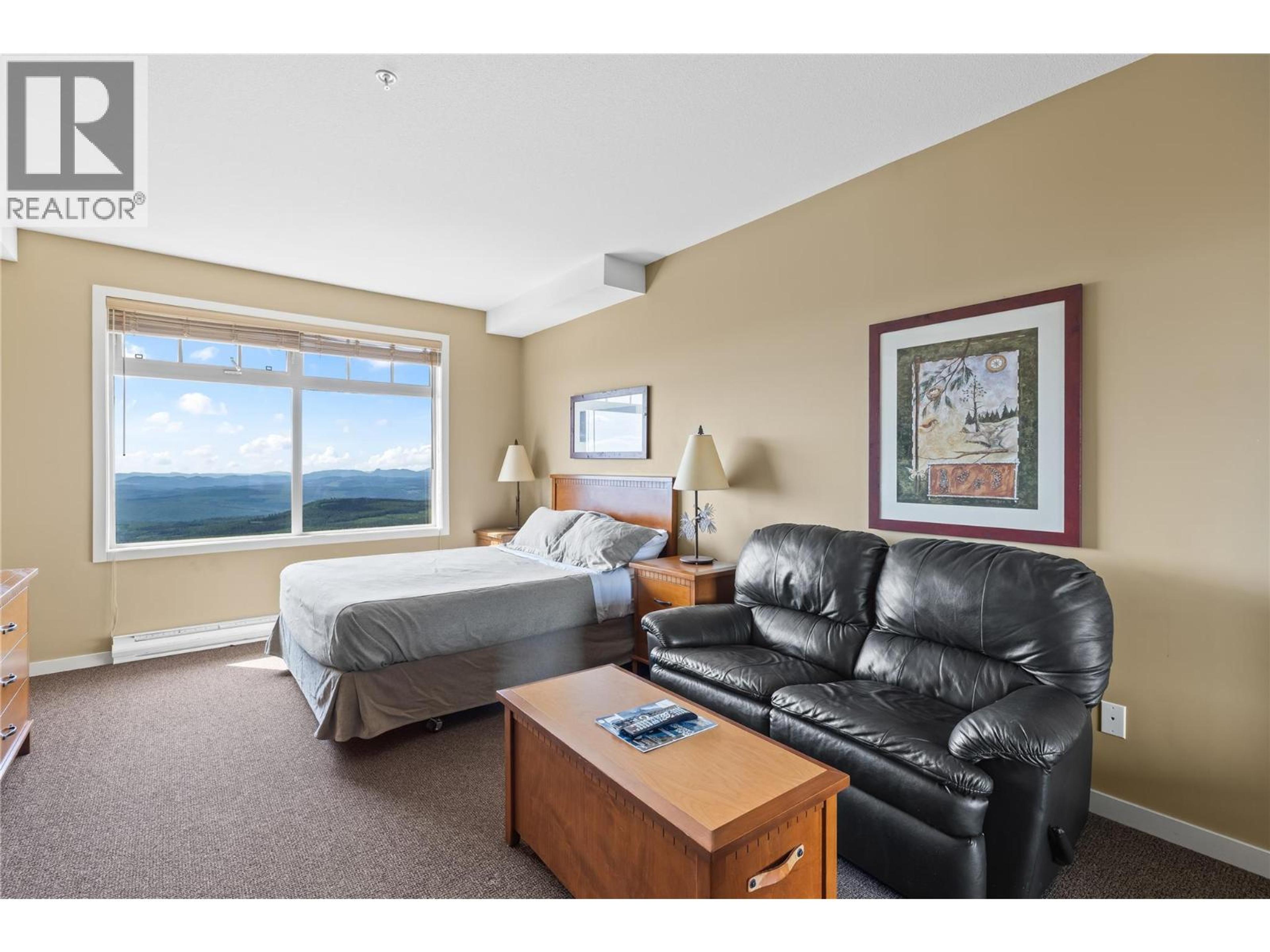 #308/308A 255 FEATHERTOP WAY - 30