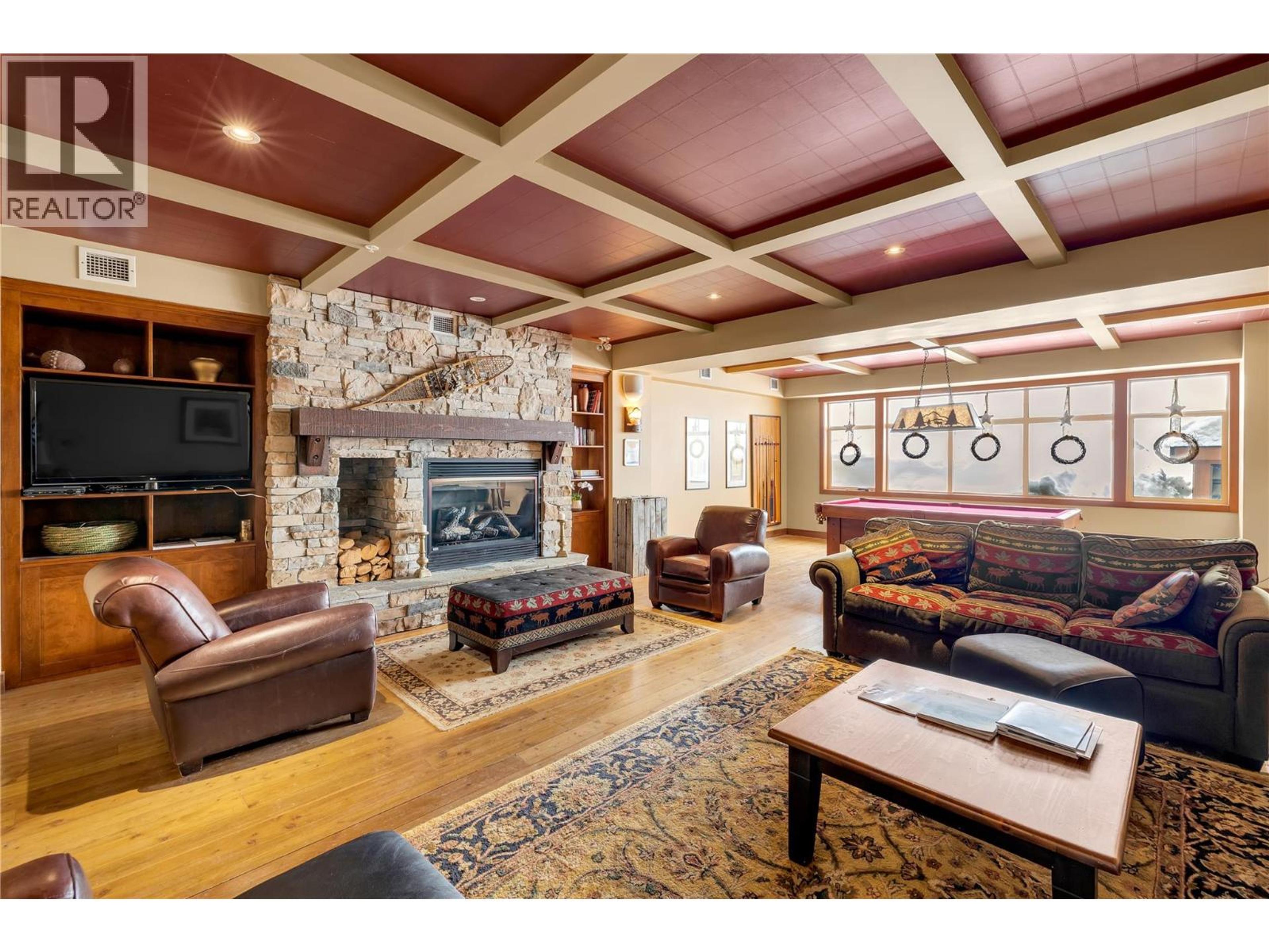 #308/308A 255 FEATHERTOP WAY - 45