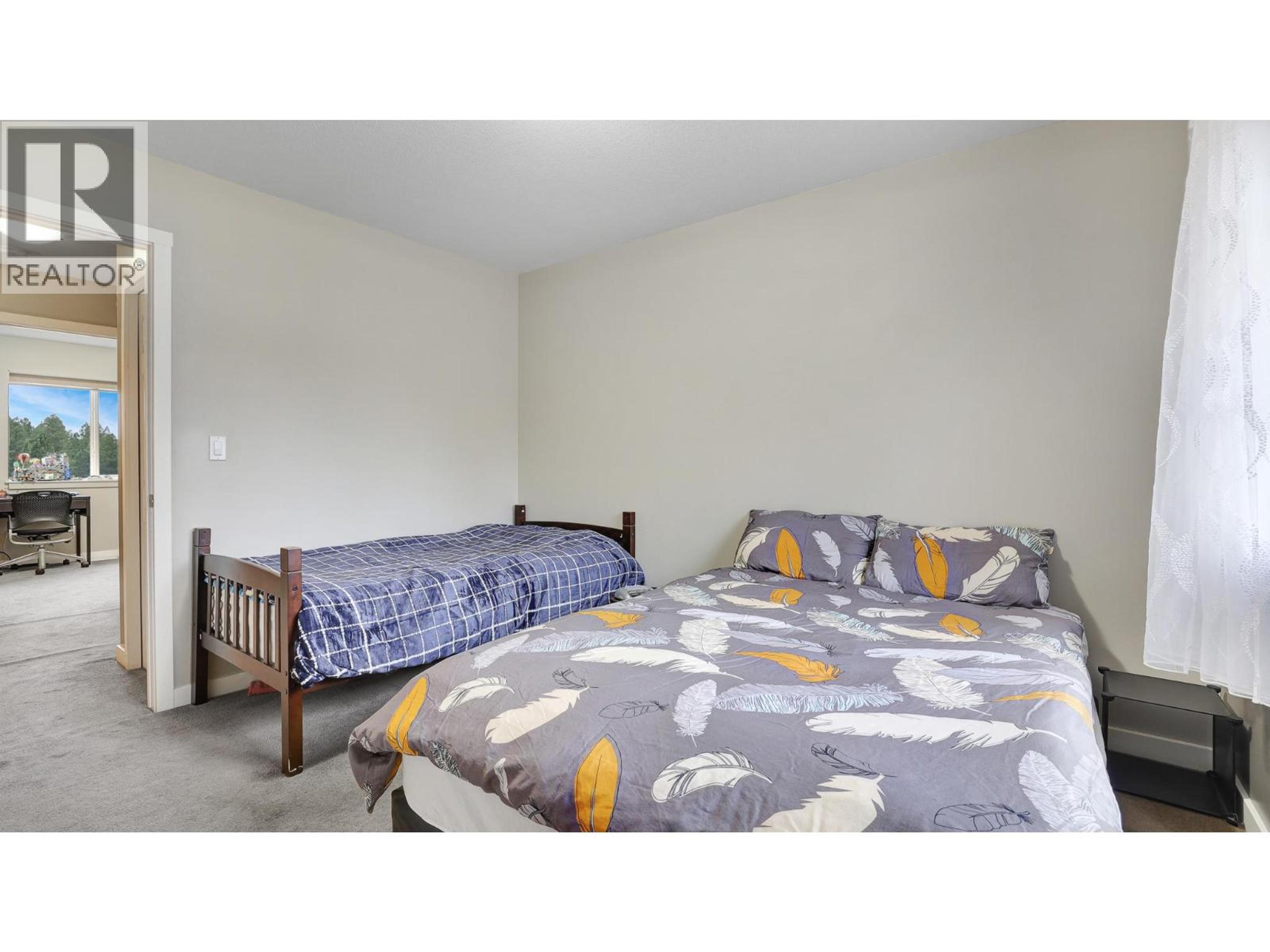 #501 200 BLACK FOREST TRAIL - 19