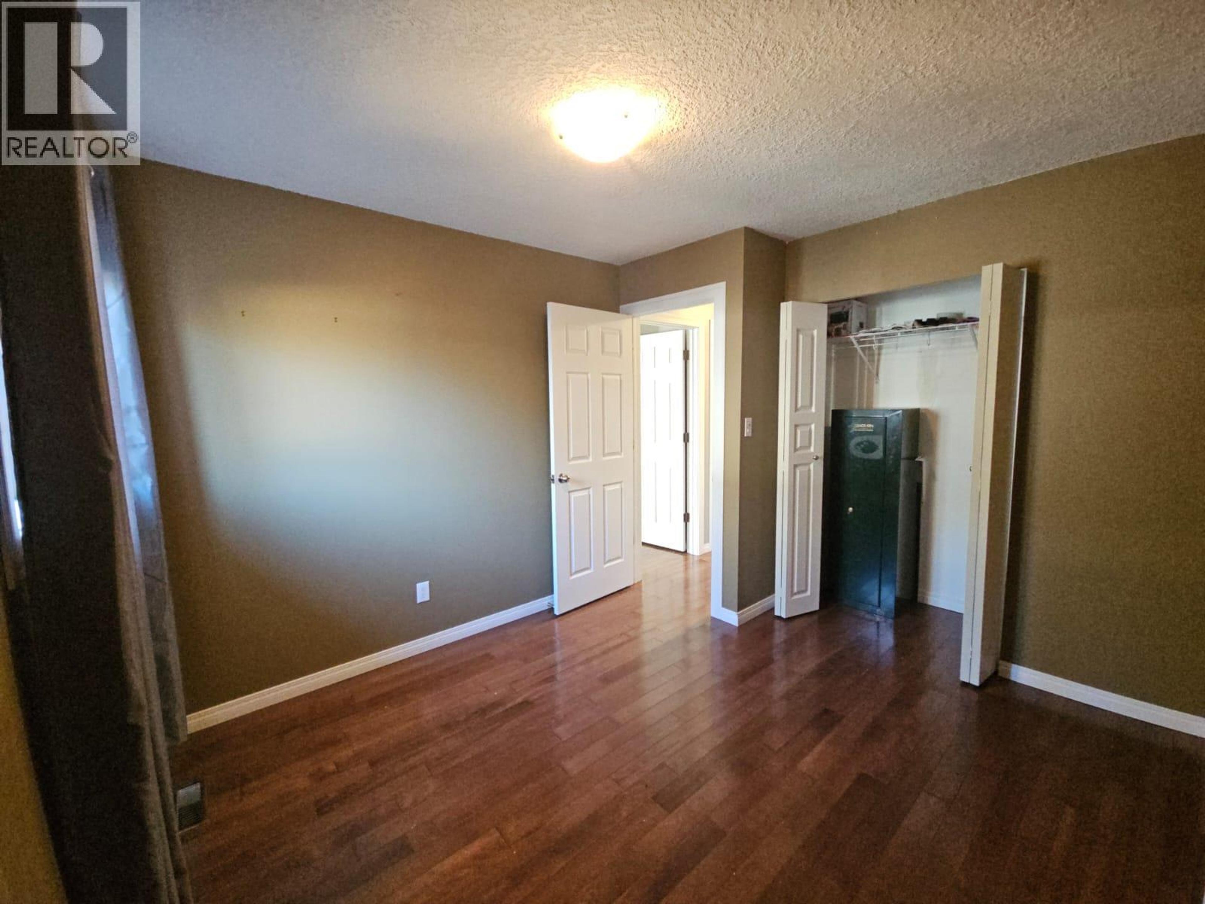 256 PEACE RIVER CRESCENT - 22