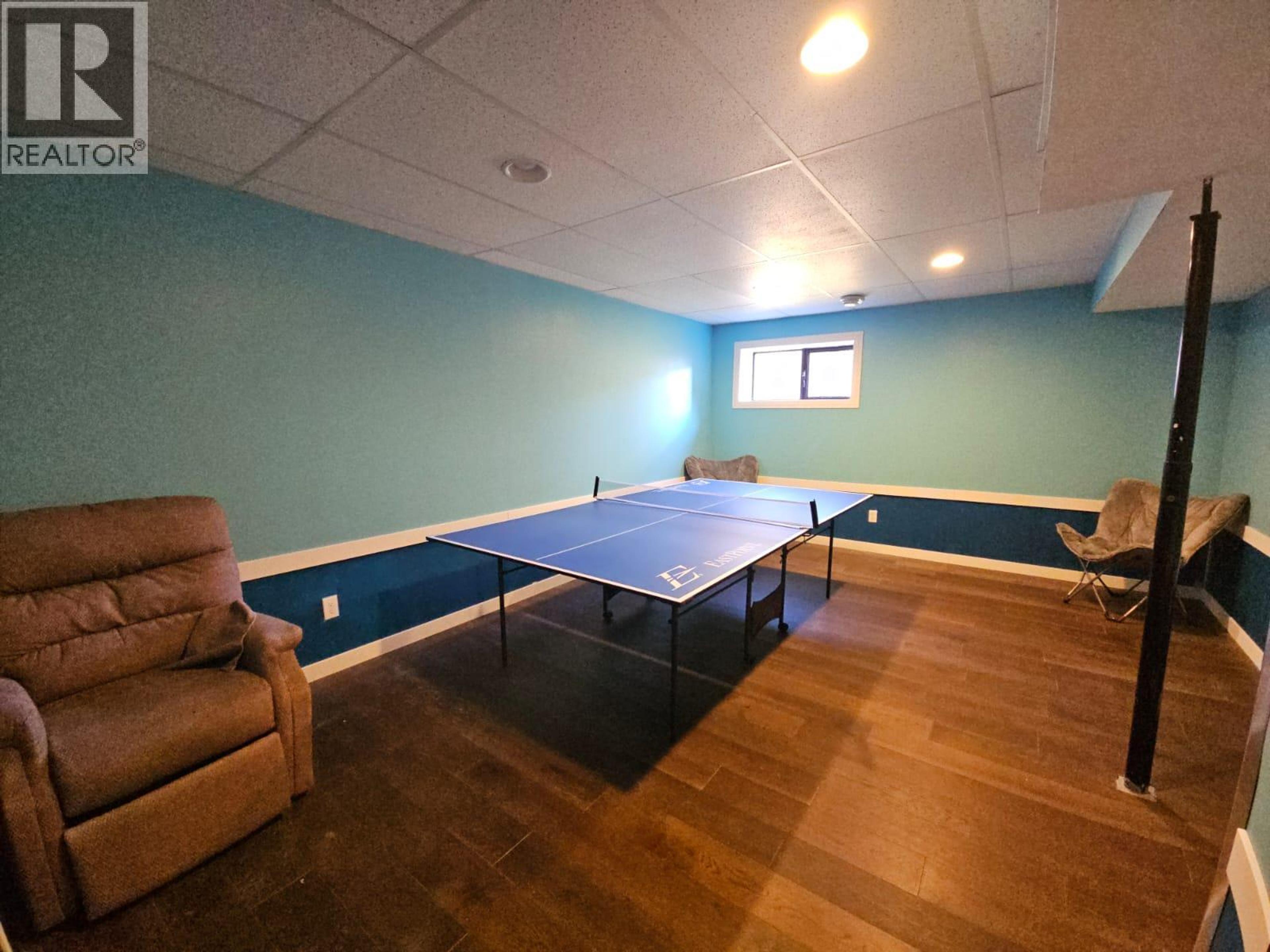 256 PEACE RIVER CRESCENT - 30