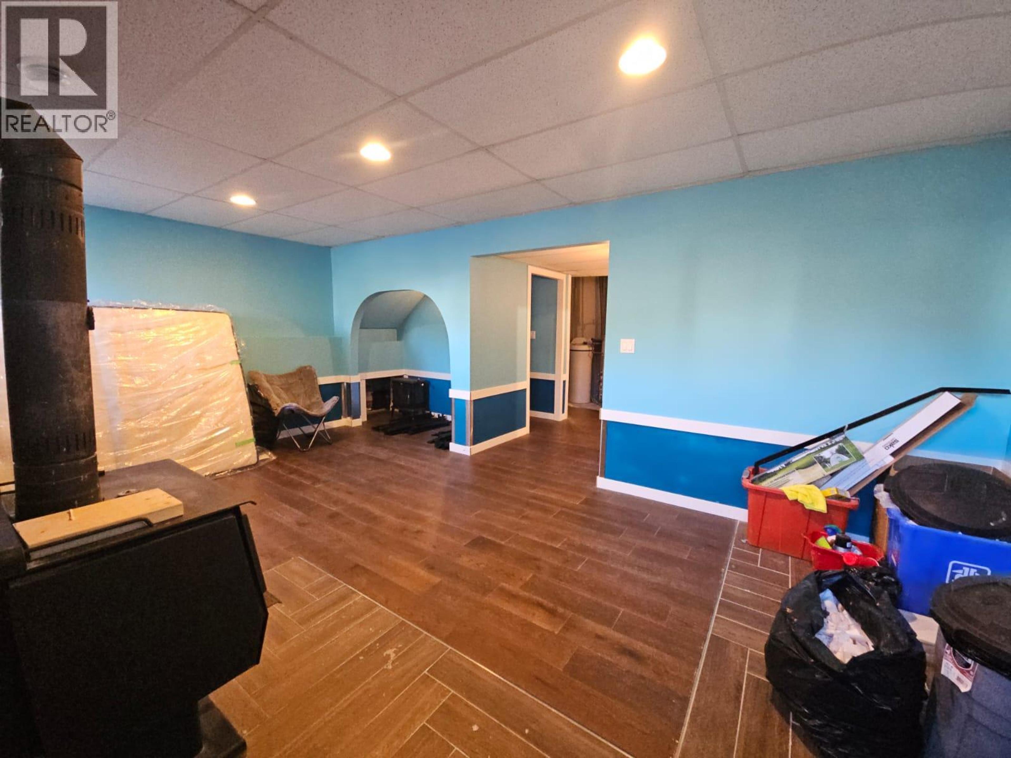 256 PEACE RIVER CRESCENT - 37