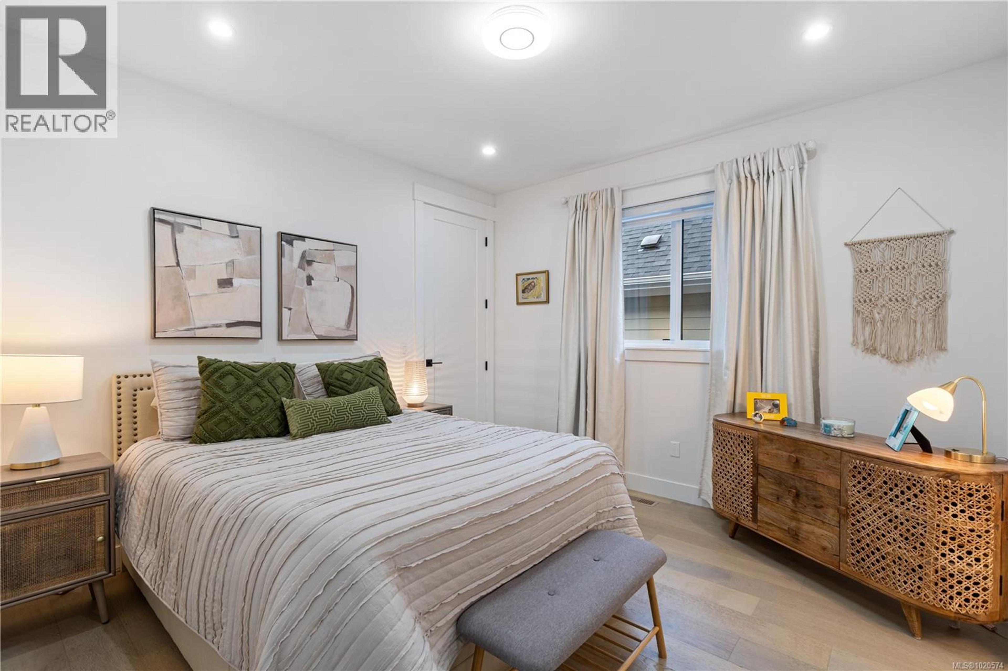 682 BRIARWOOD DR - 18