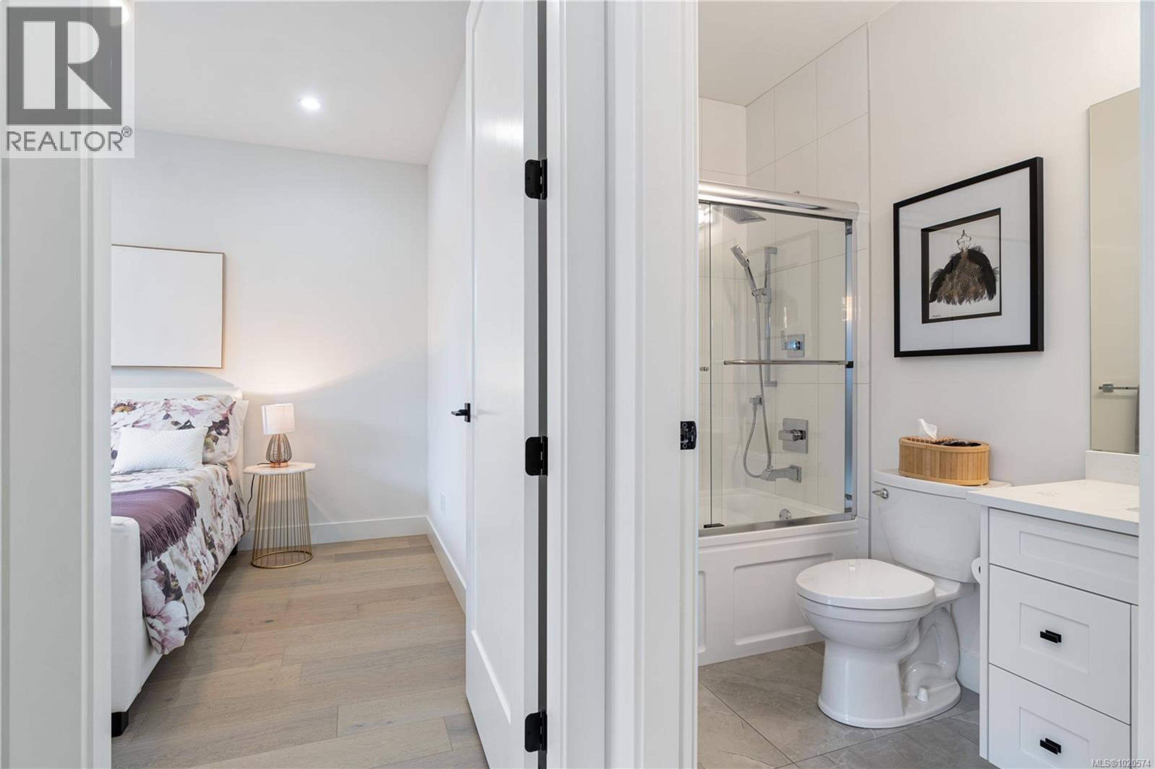 682 BRIARWOOD DR - 28