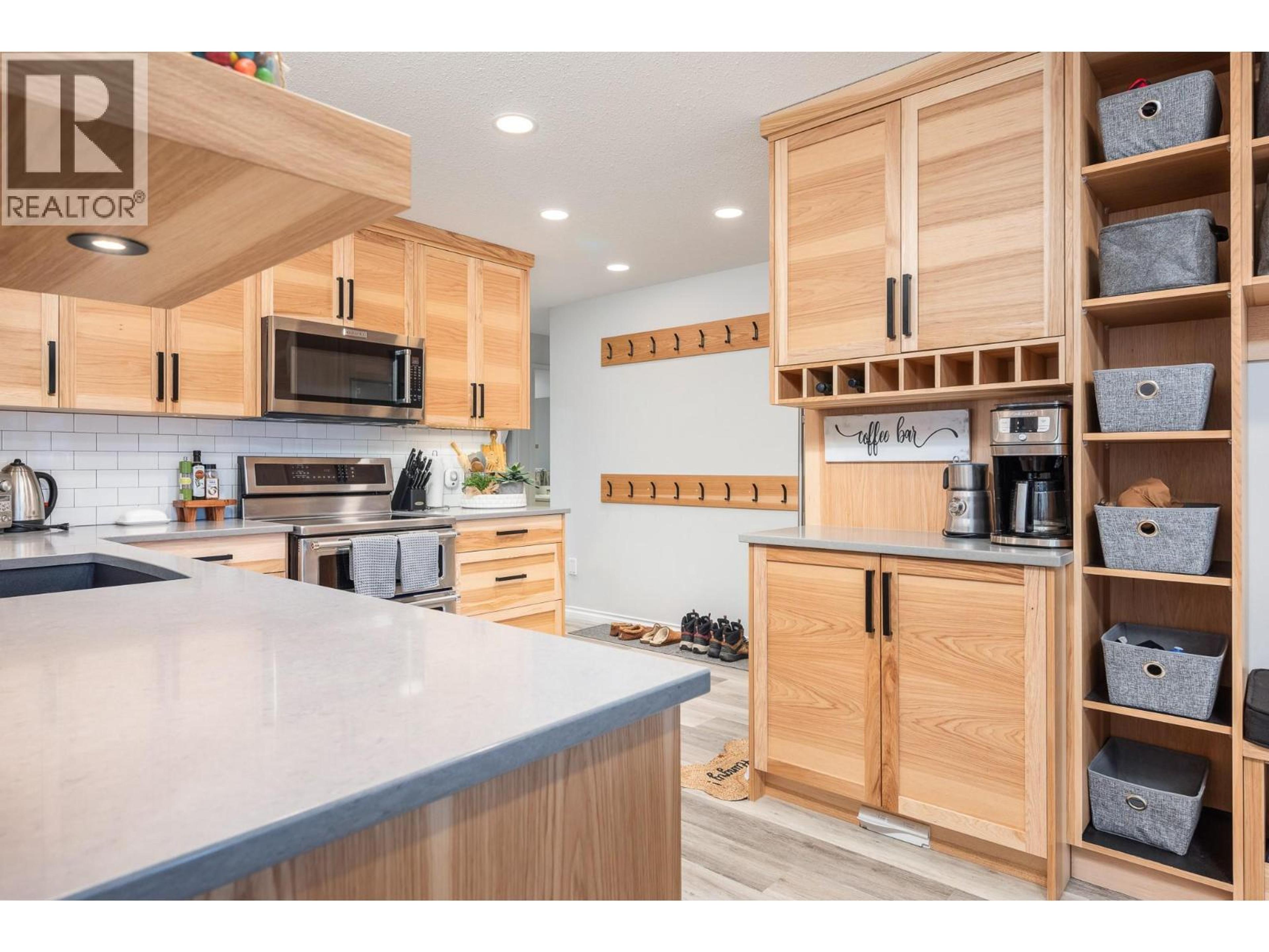 #1 495 MONASHEE ROAD - 10