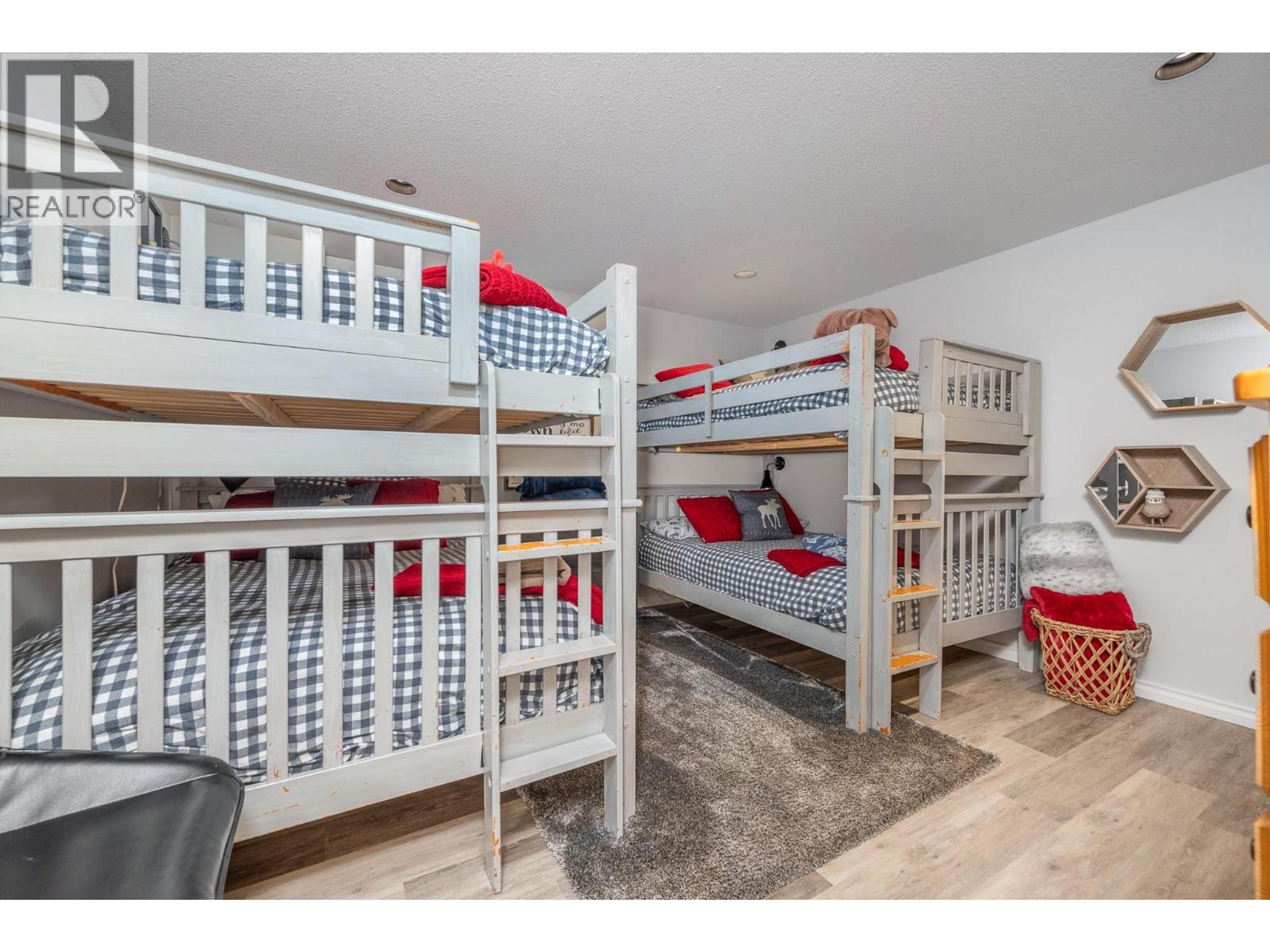 #1 495 MONASHEE ROAD - 14